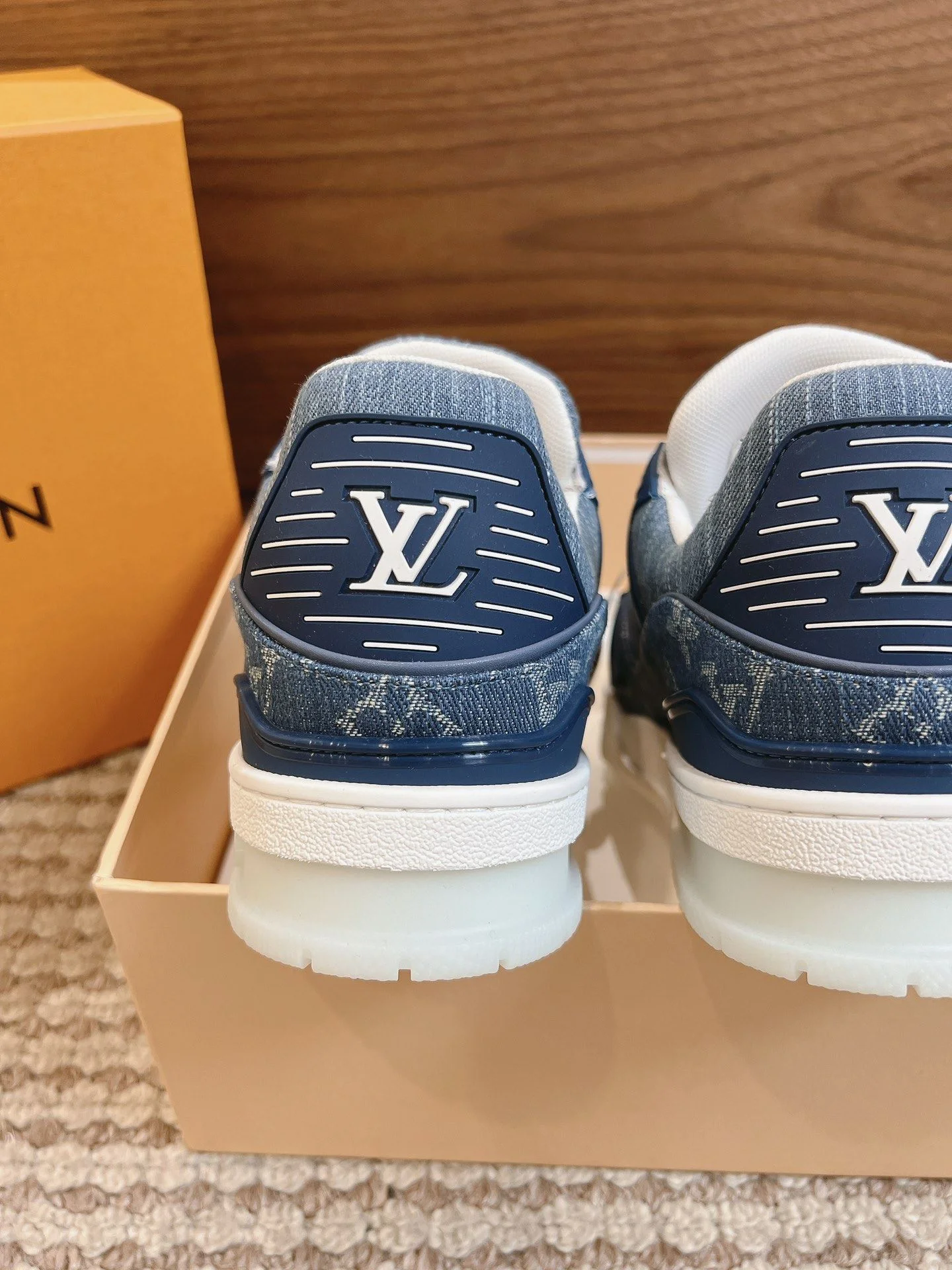 FlexibleFit Louis Vuitton Trainer Sneaker 31409