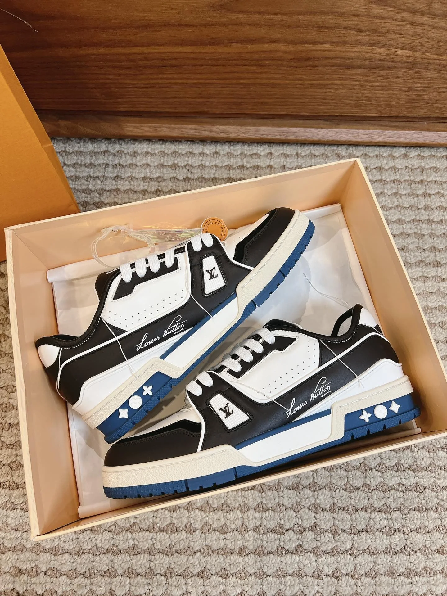 FreshLook Louis Vuitton Trainer Sneaker 31431