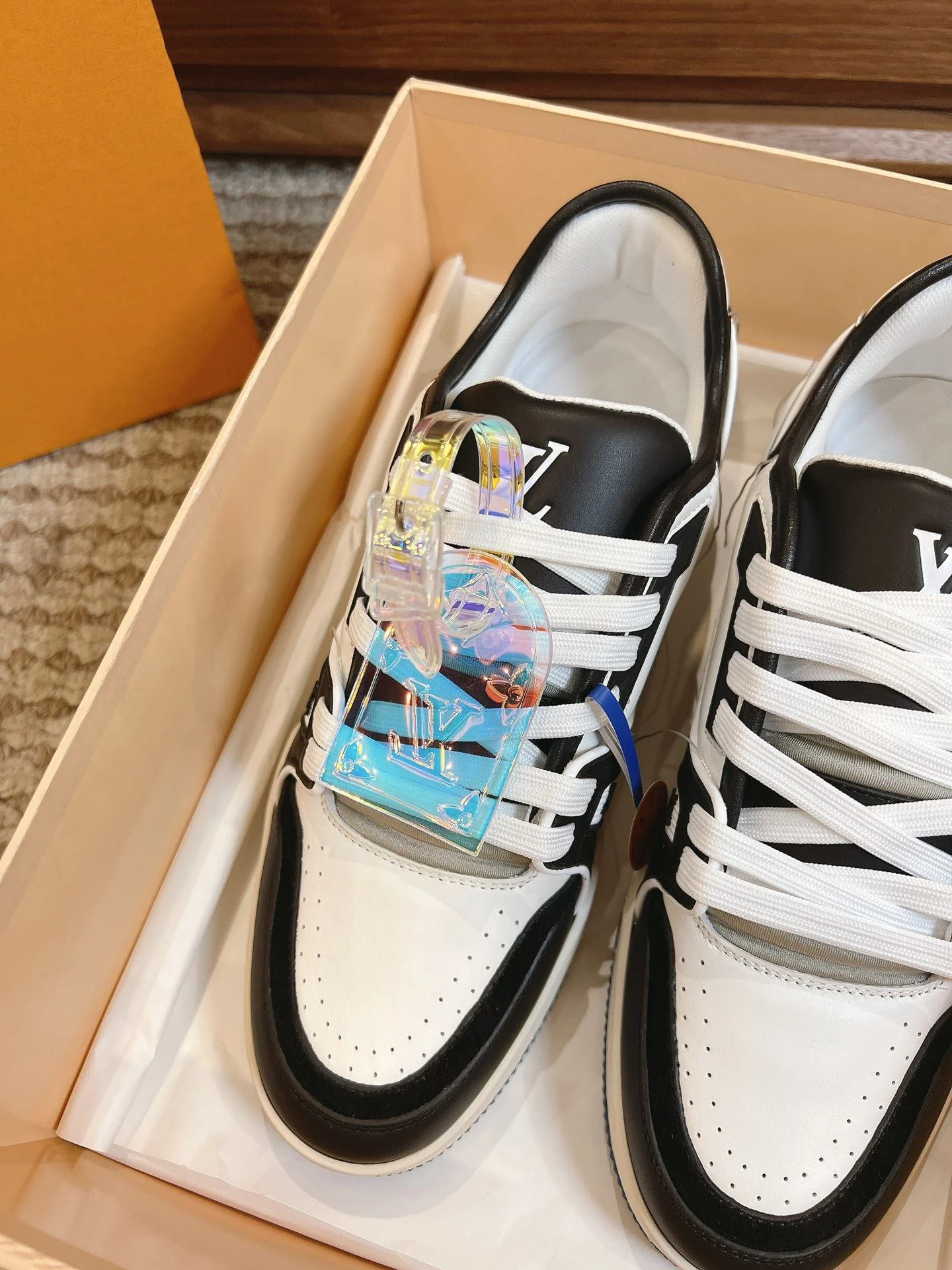 FreshLook Louis Vuitton Trainer Sneaker 31431