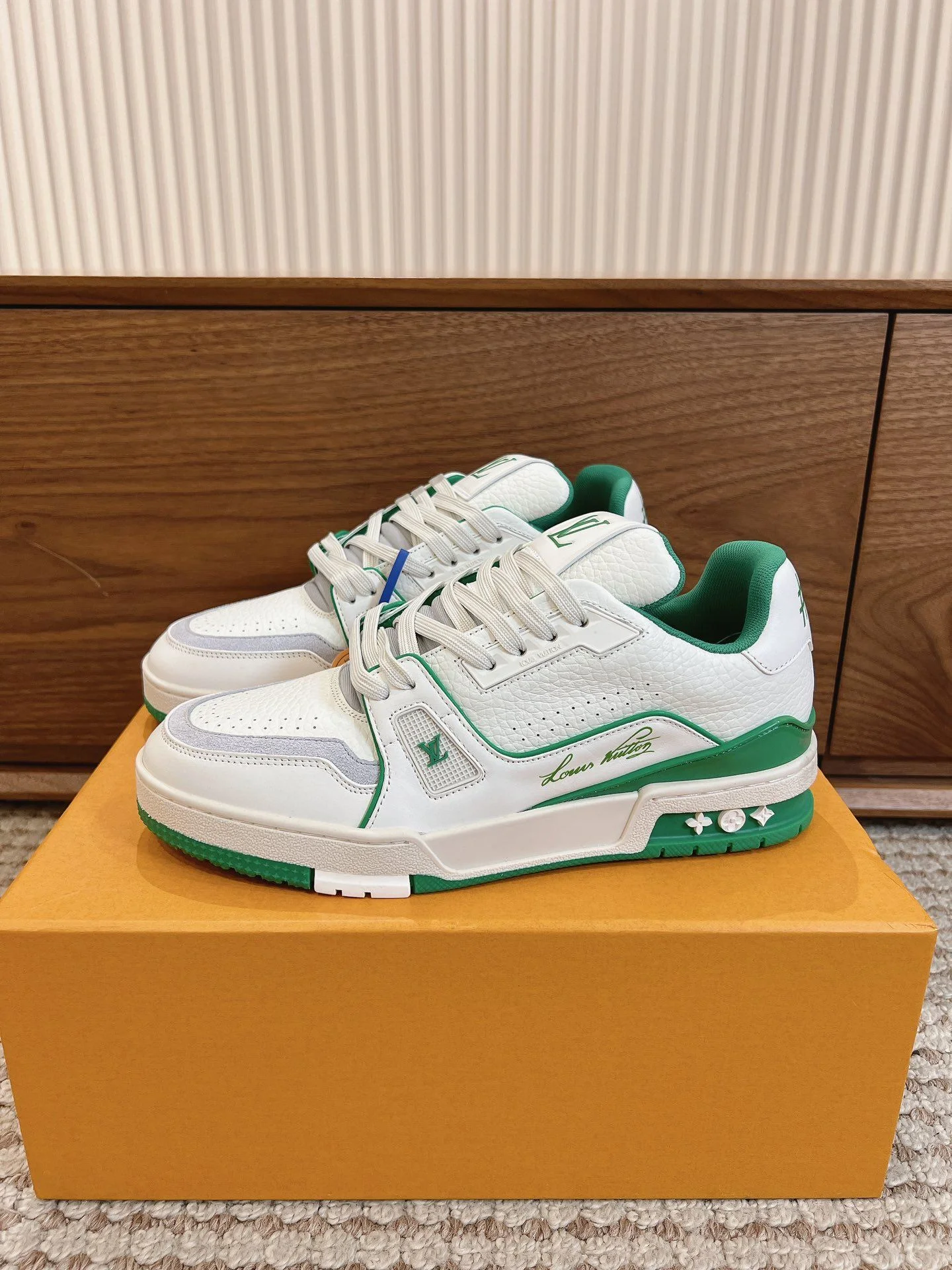 Youthful Louis Vuitton Trainer Sneaker 31434