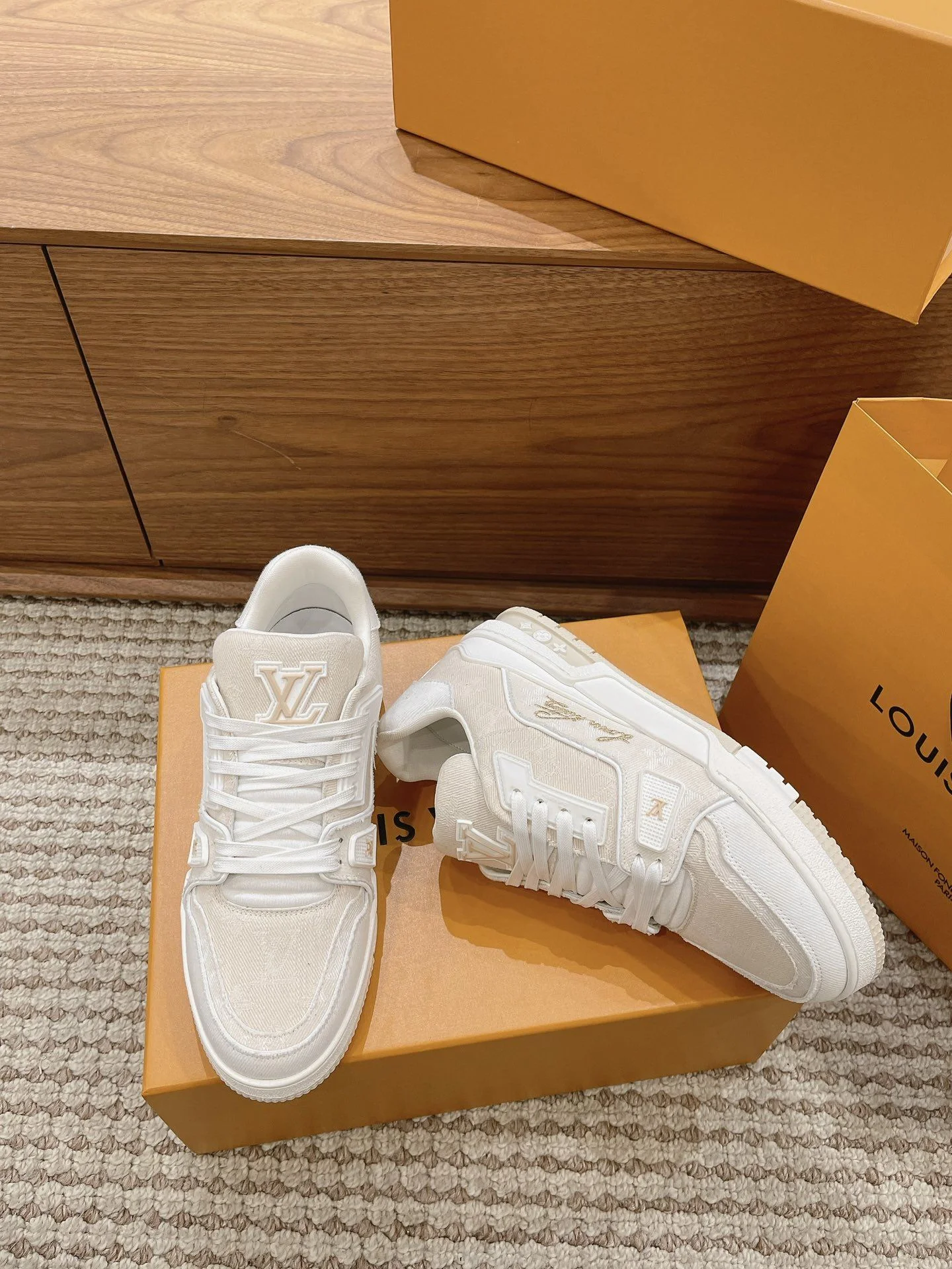Louis Vuitton Trainer Sneaker Seasonal 31423