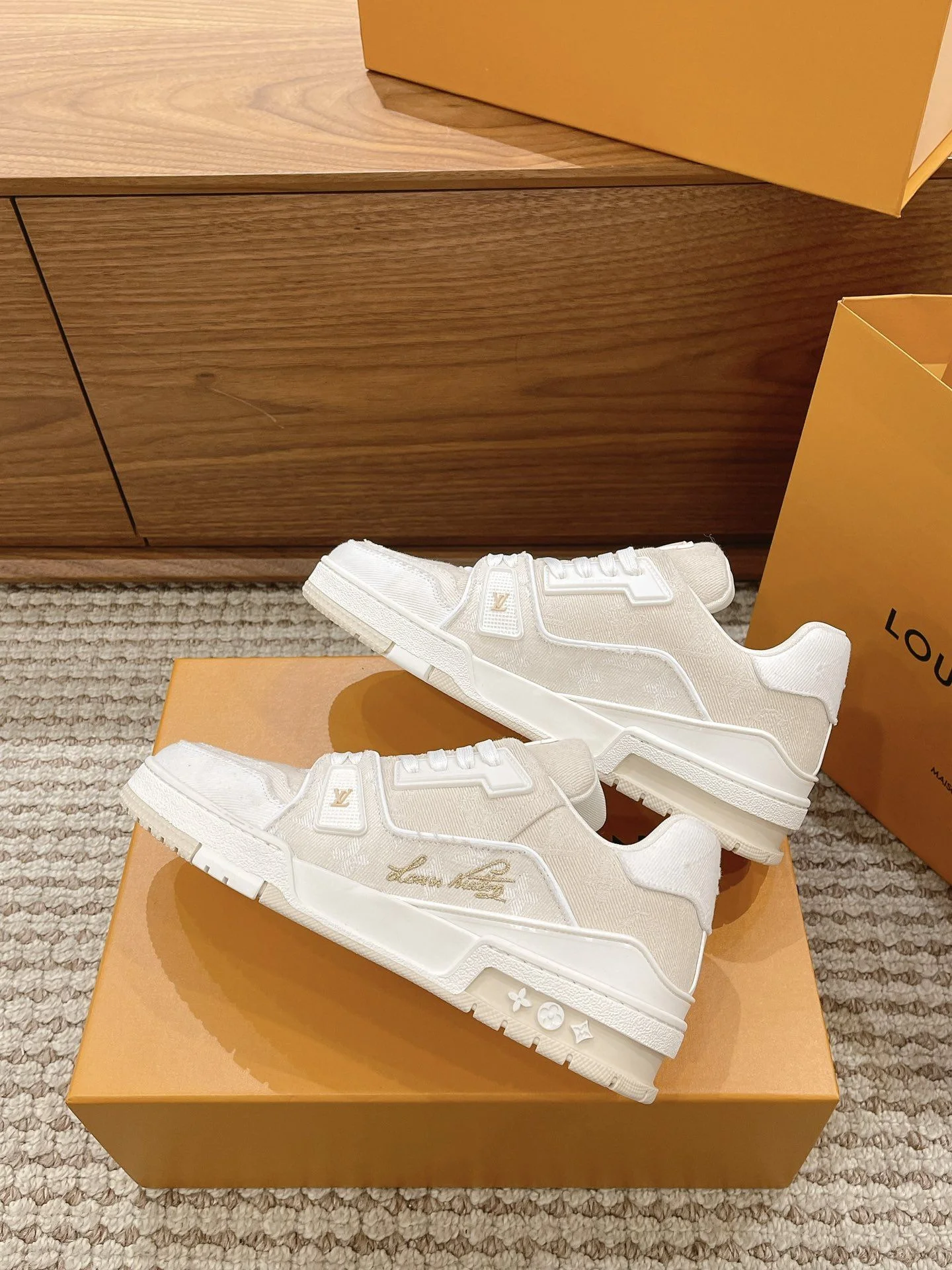 Louis Vuitton Trainer Sneaker Seasonal 31423