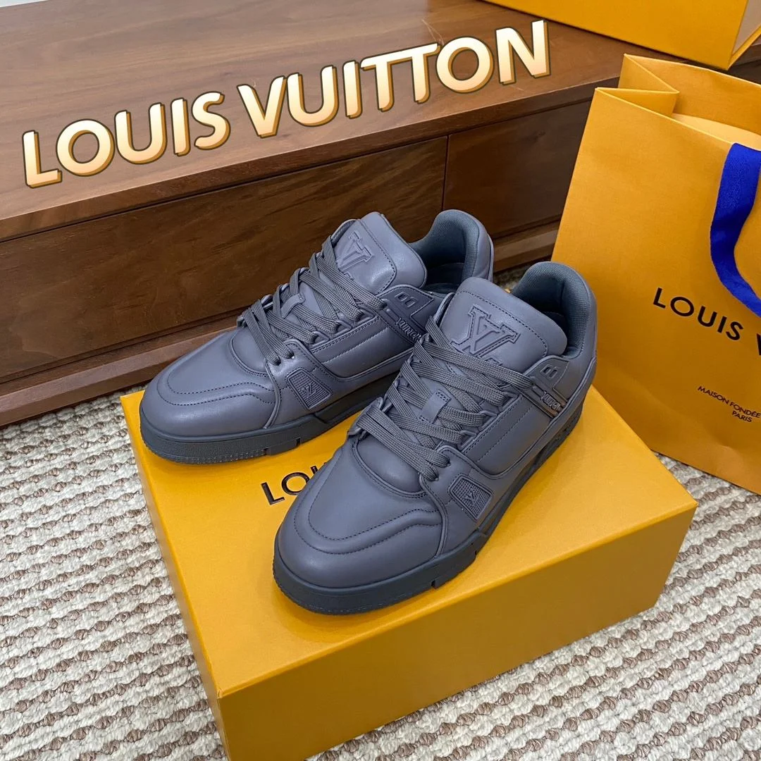 Louis Vuitton Trainer Sneaker MoistureWicking 31418