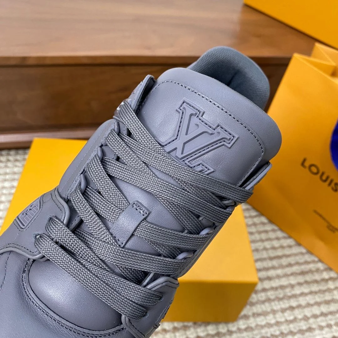 Louis Vuitton Trainer Sneaker MoistureWicking 31418