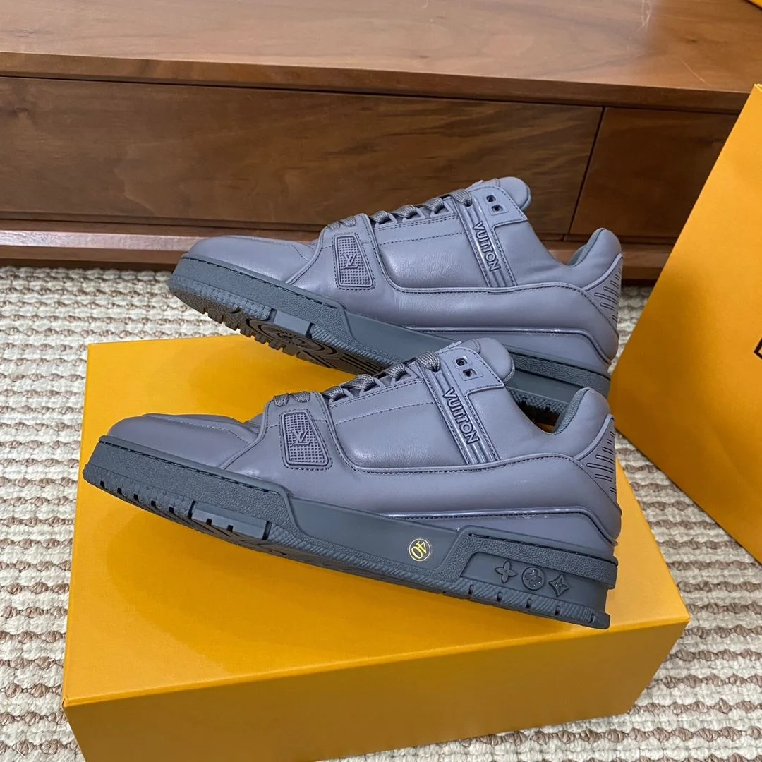 Louis Vuitton Trainer Sneaker MoistureWicking 31418