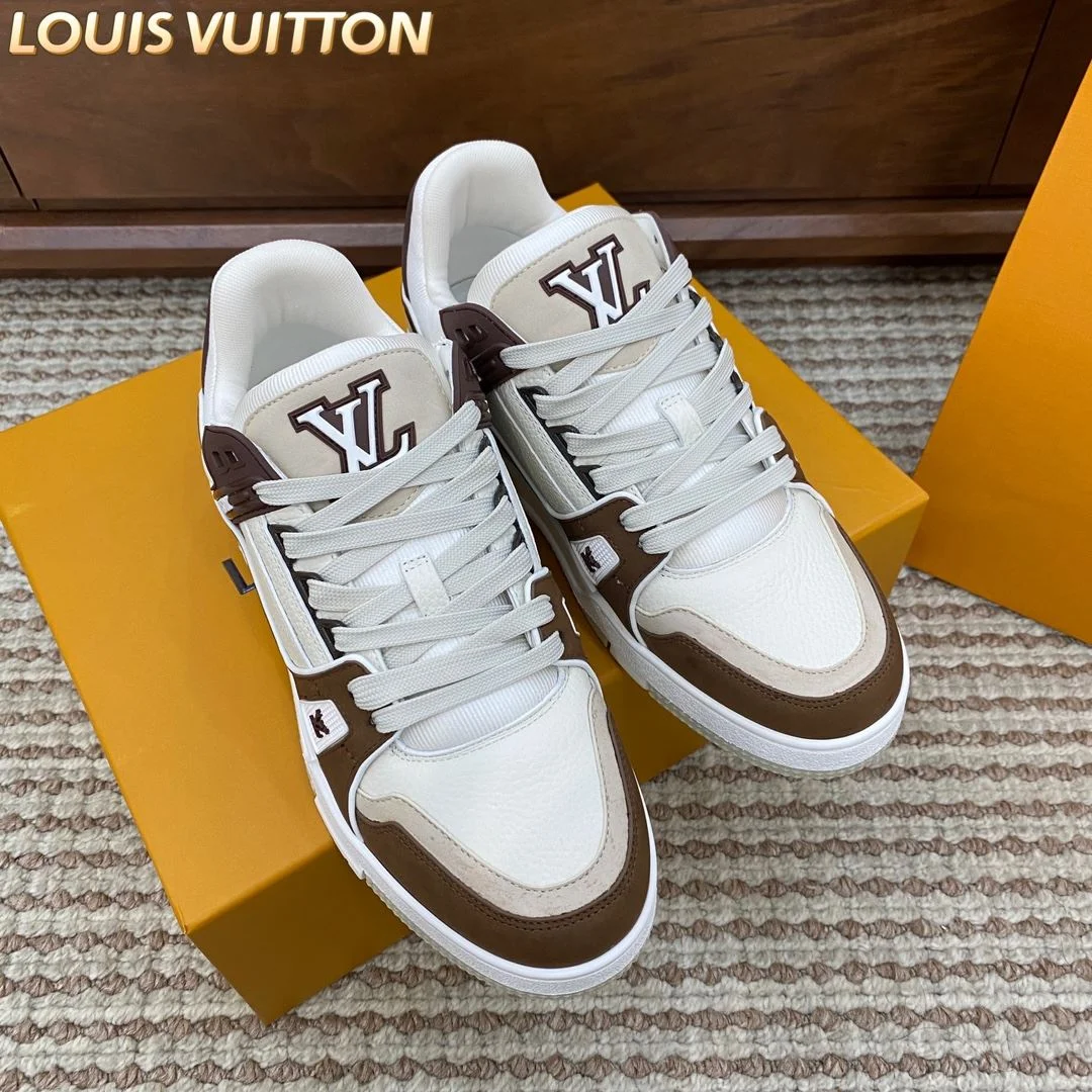 Louis Vuitton Trainer Sneaker EasyCare 31401