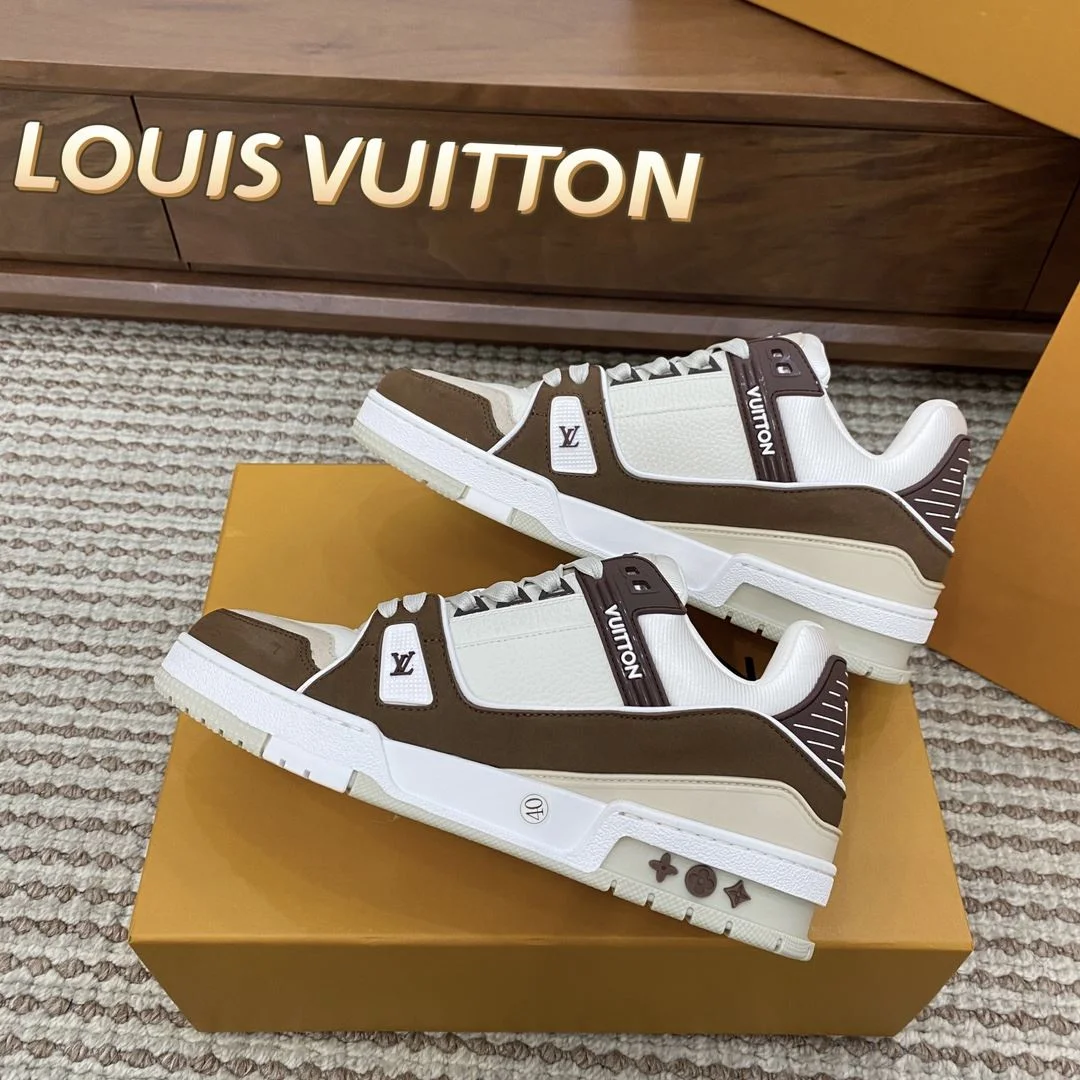 Louis Vuitton Trainer Sneaker EasyCare 31401