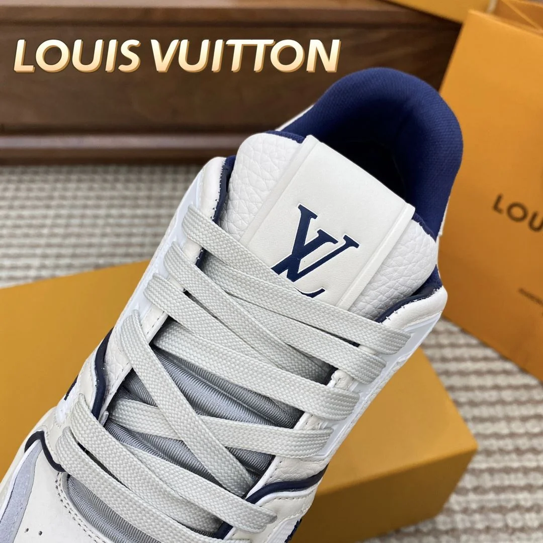Louis Vuitton Trainer Sneaker Unique 31397