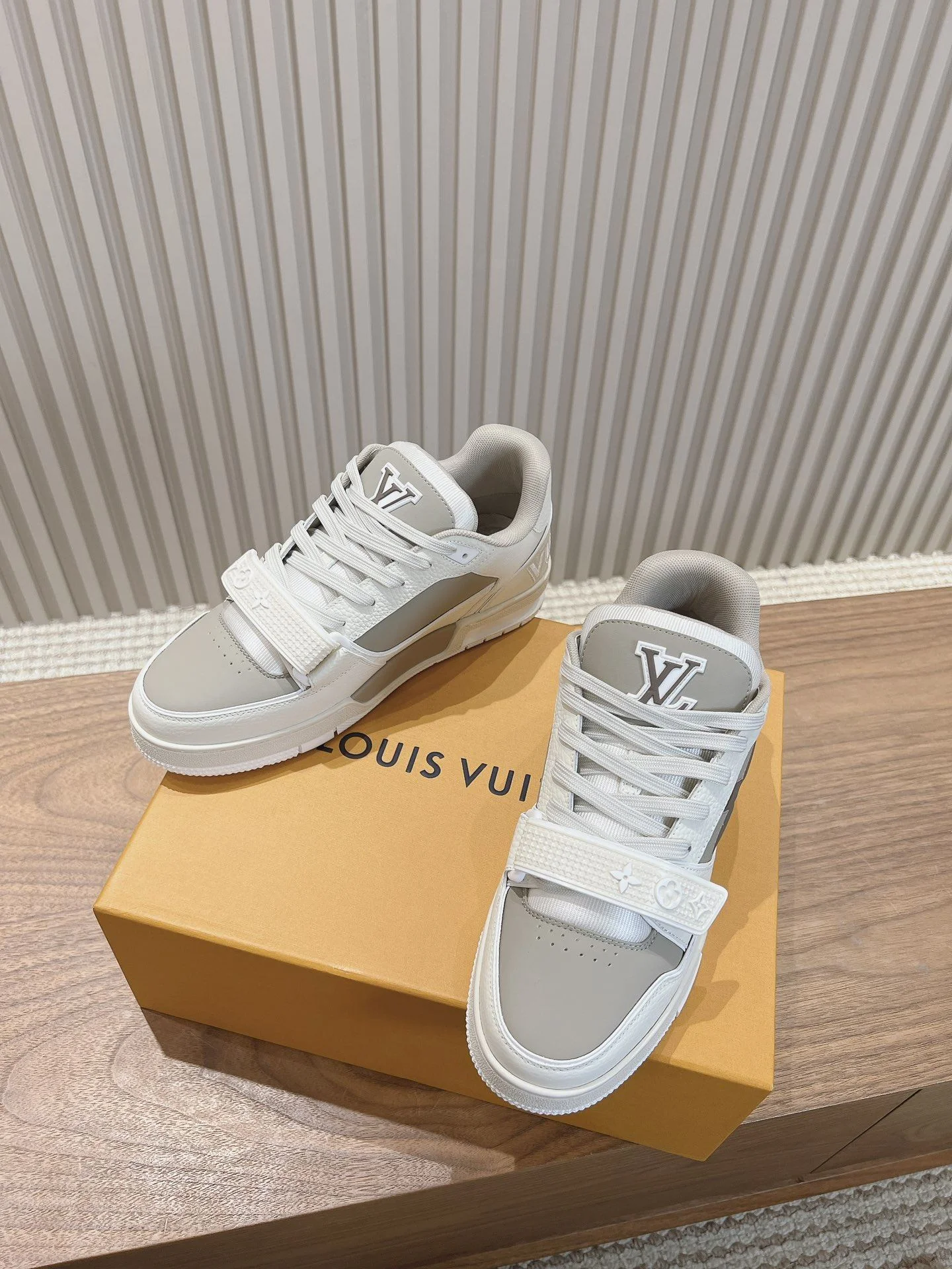 QuickDry Louis Vuitton Trainer Sneaker 31398