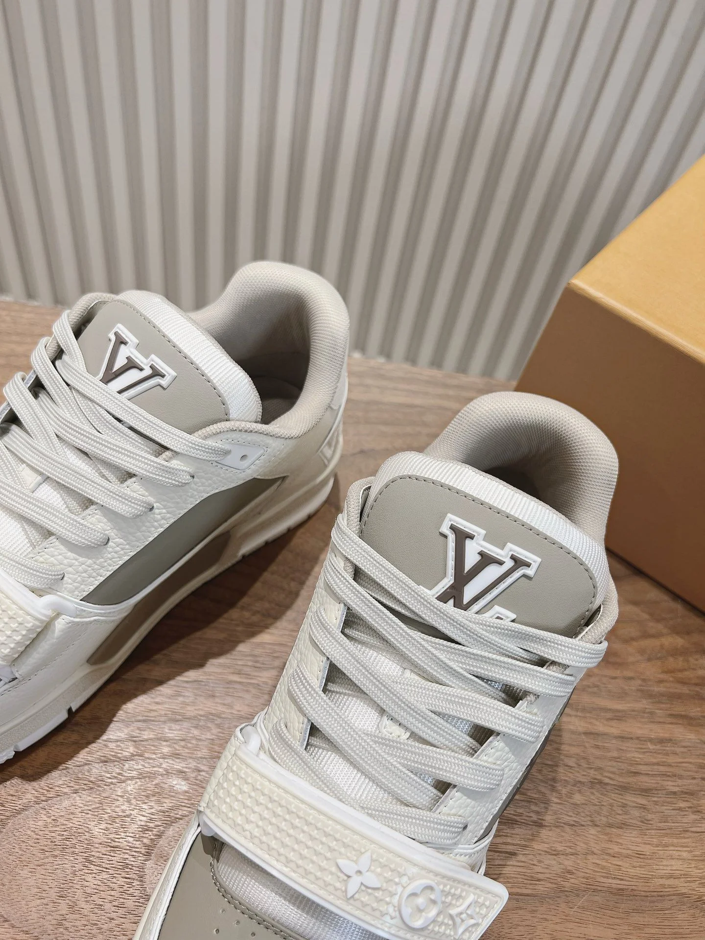 QuickDry Louis Vuitton Trainer Sneaker 31398