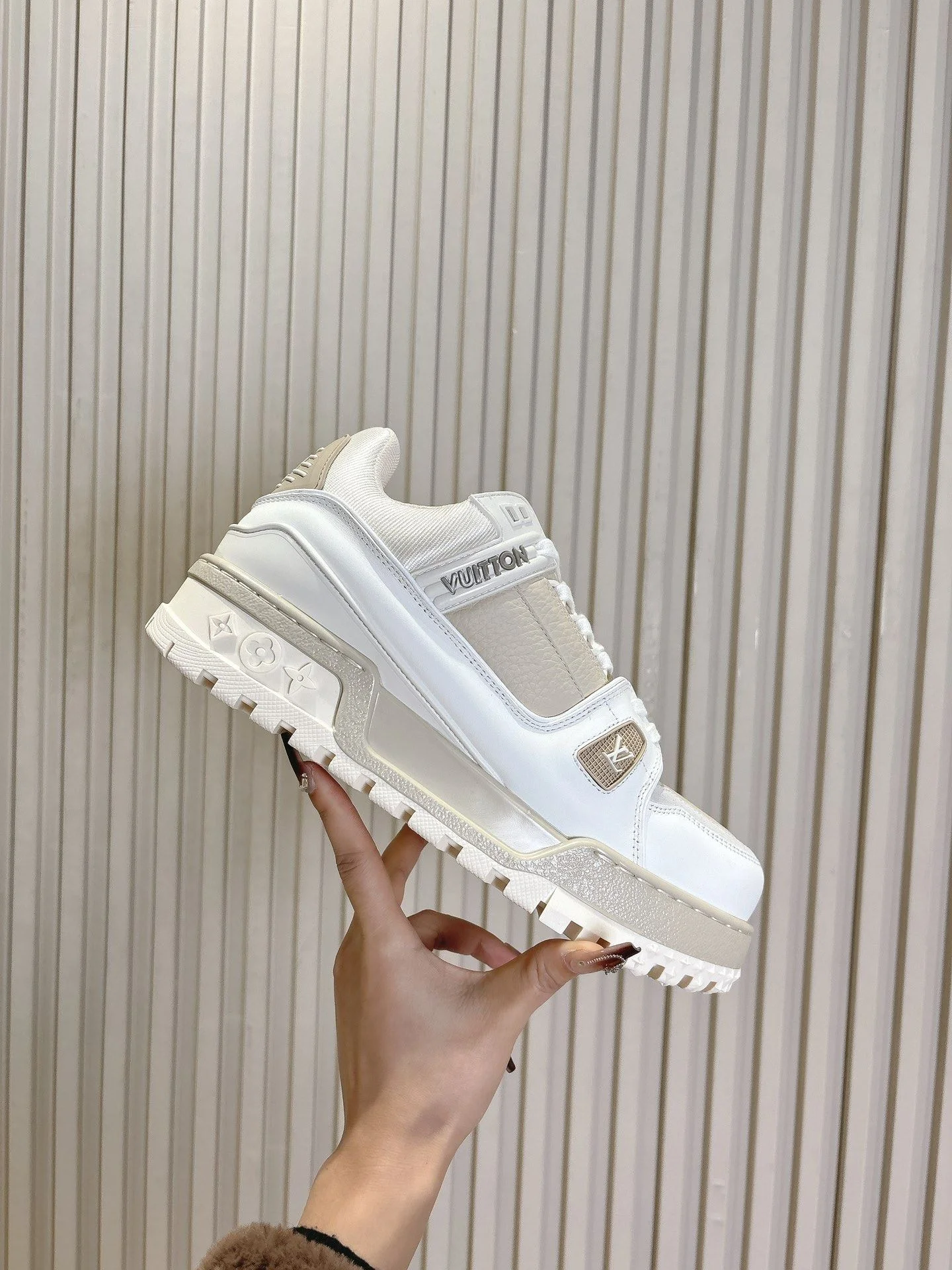 Louis Vuitton Trainer Sneaker Thermal 31387