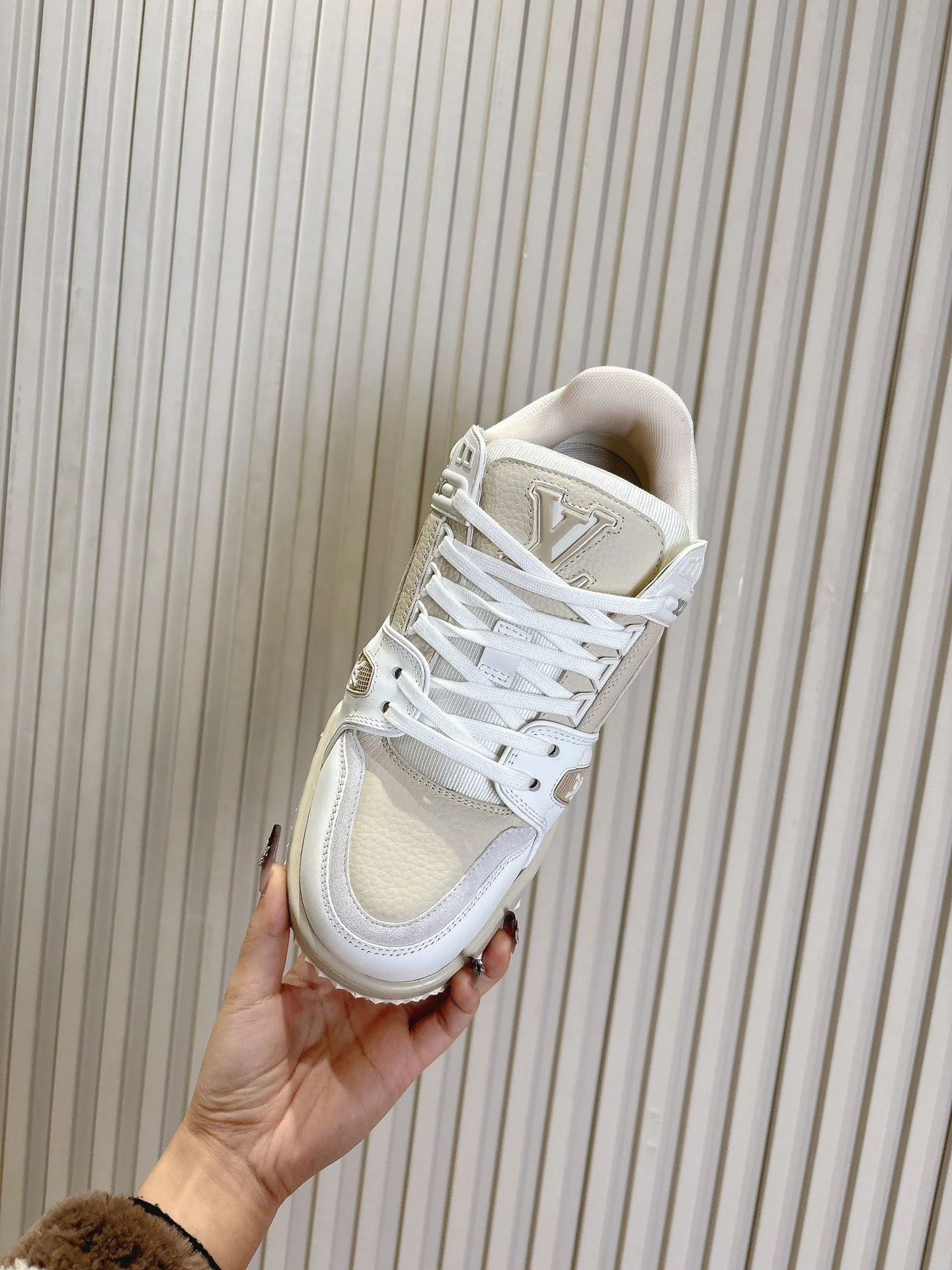 Louis Vuitton Trainer Sneaker Thermal 31387