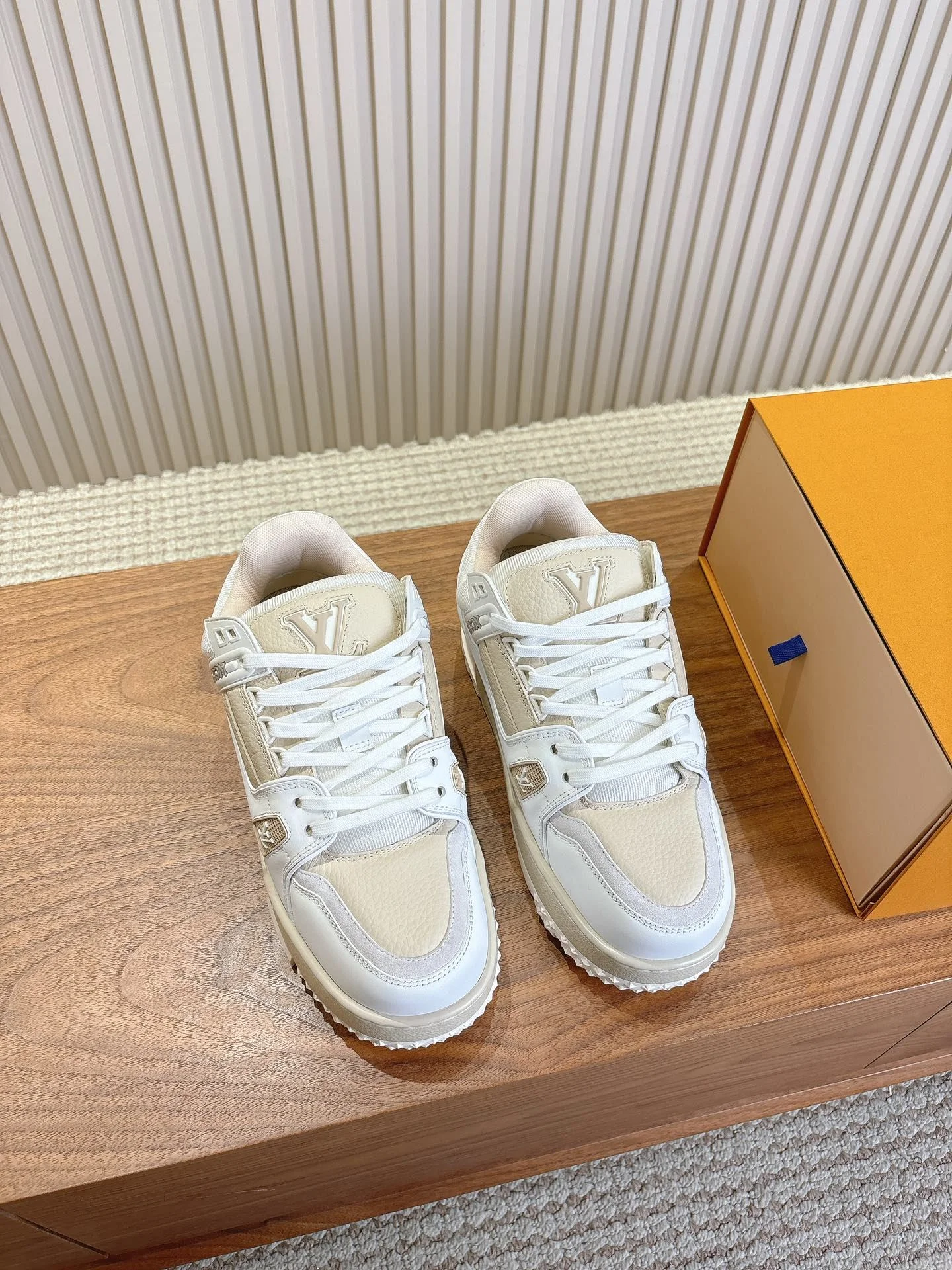 Louis Vuitton Trainer Sneaker Thermal 31387