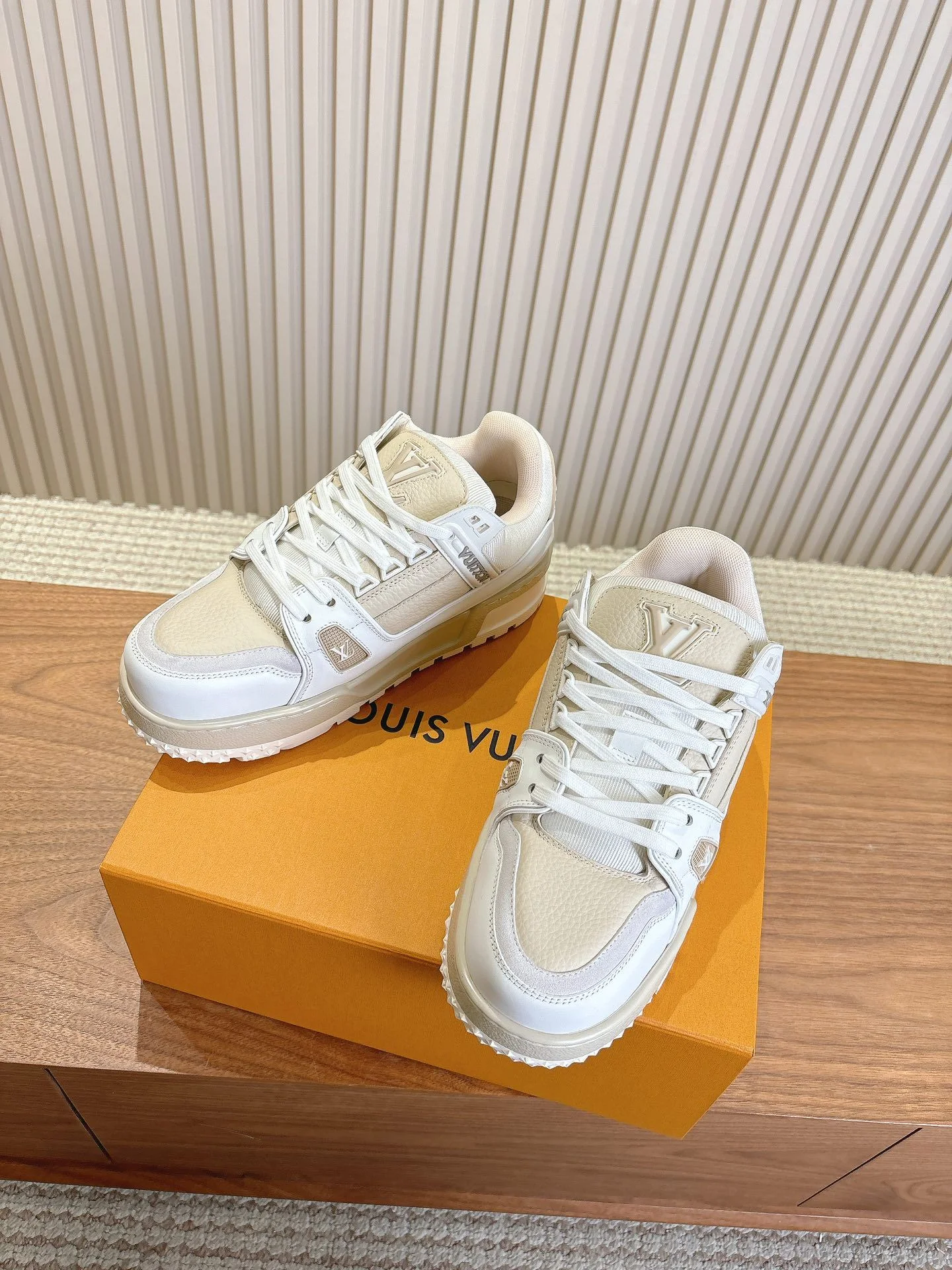 Louis Vuitton Trainer Sneaker Thermal 31387