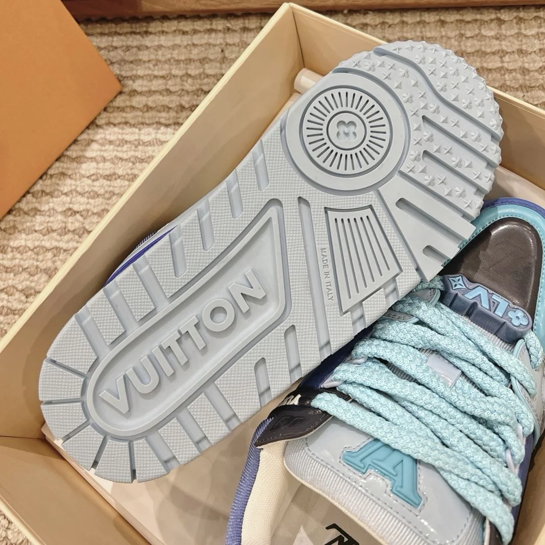 AllSeason Louis Vuitton Trainer Sneaker 31378