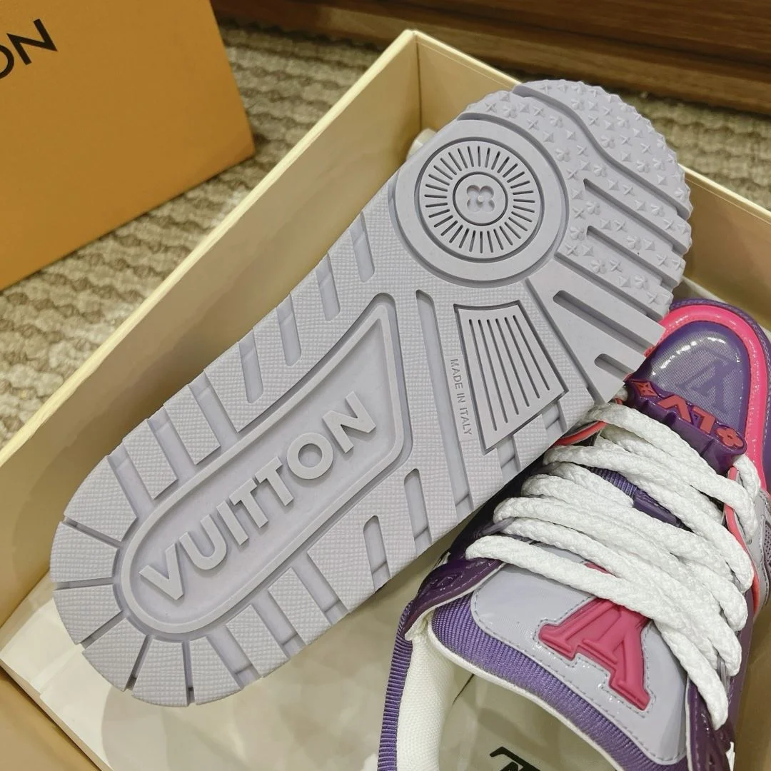 DailyWear Louis Vuitton Trainer Sneaker 31376