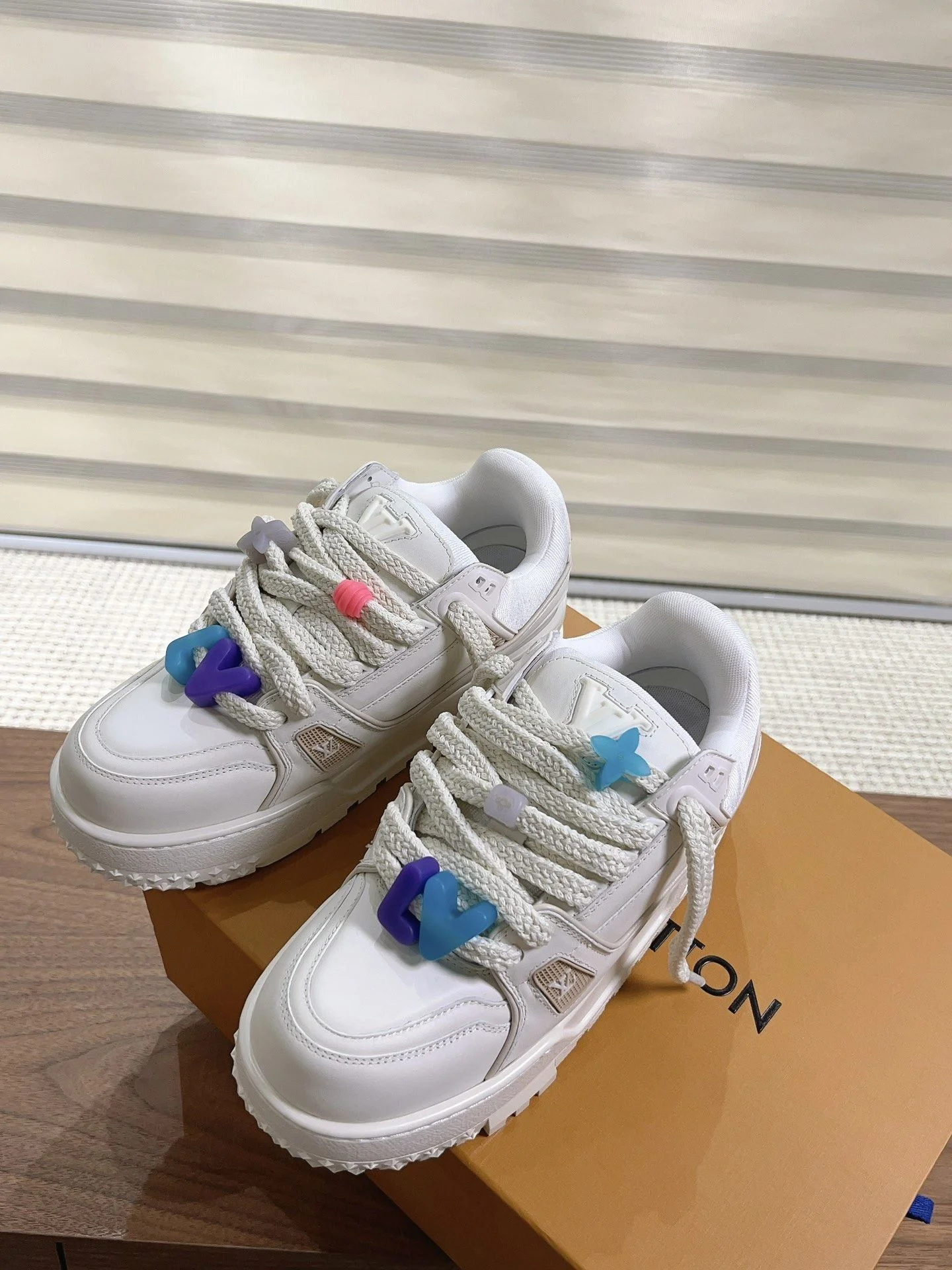 Soft Louis Vuitton Trainer Sneaker 31386
