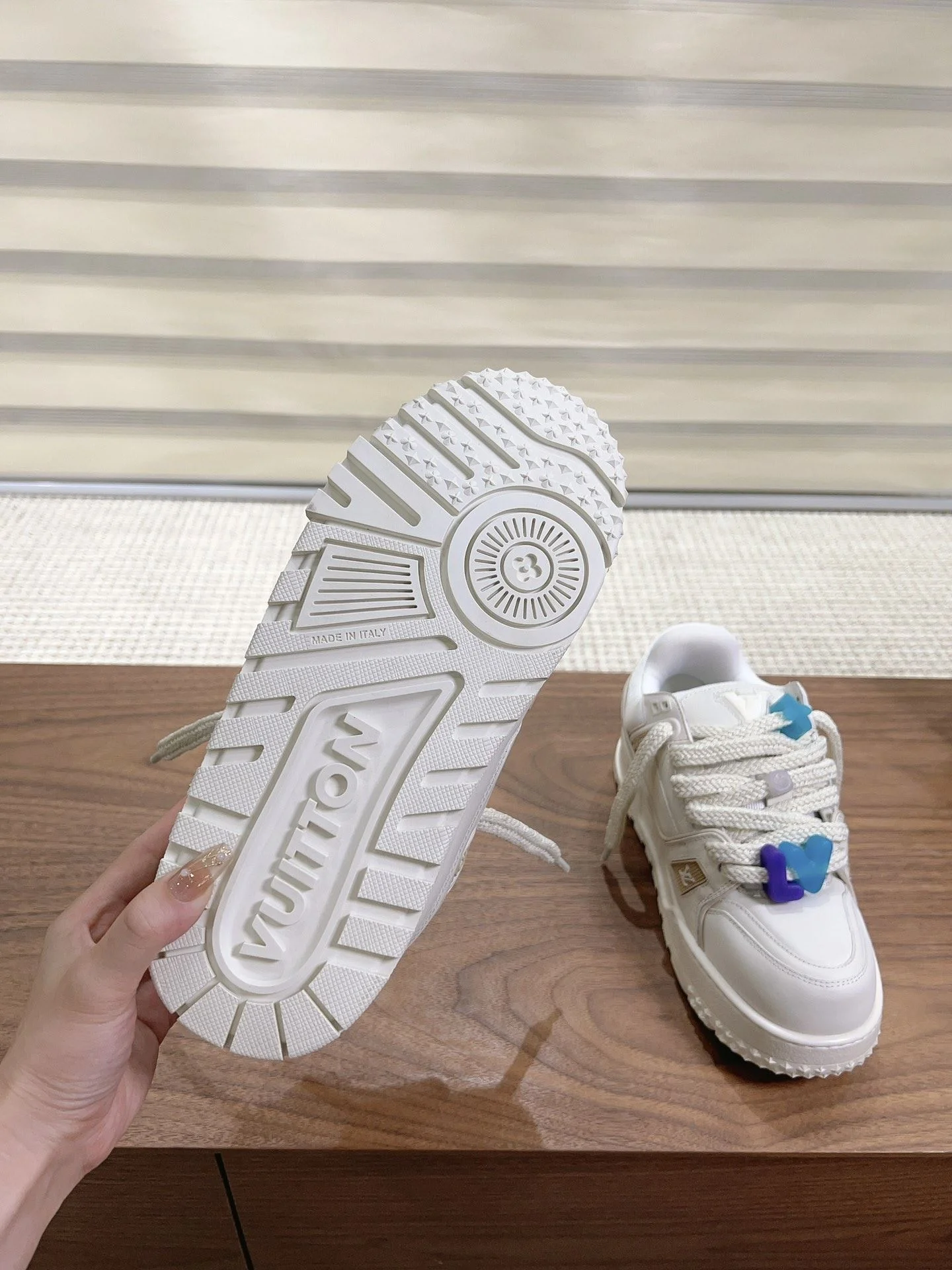 Soft Louis Vuitton Trainer Sneaker 31386