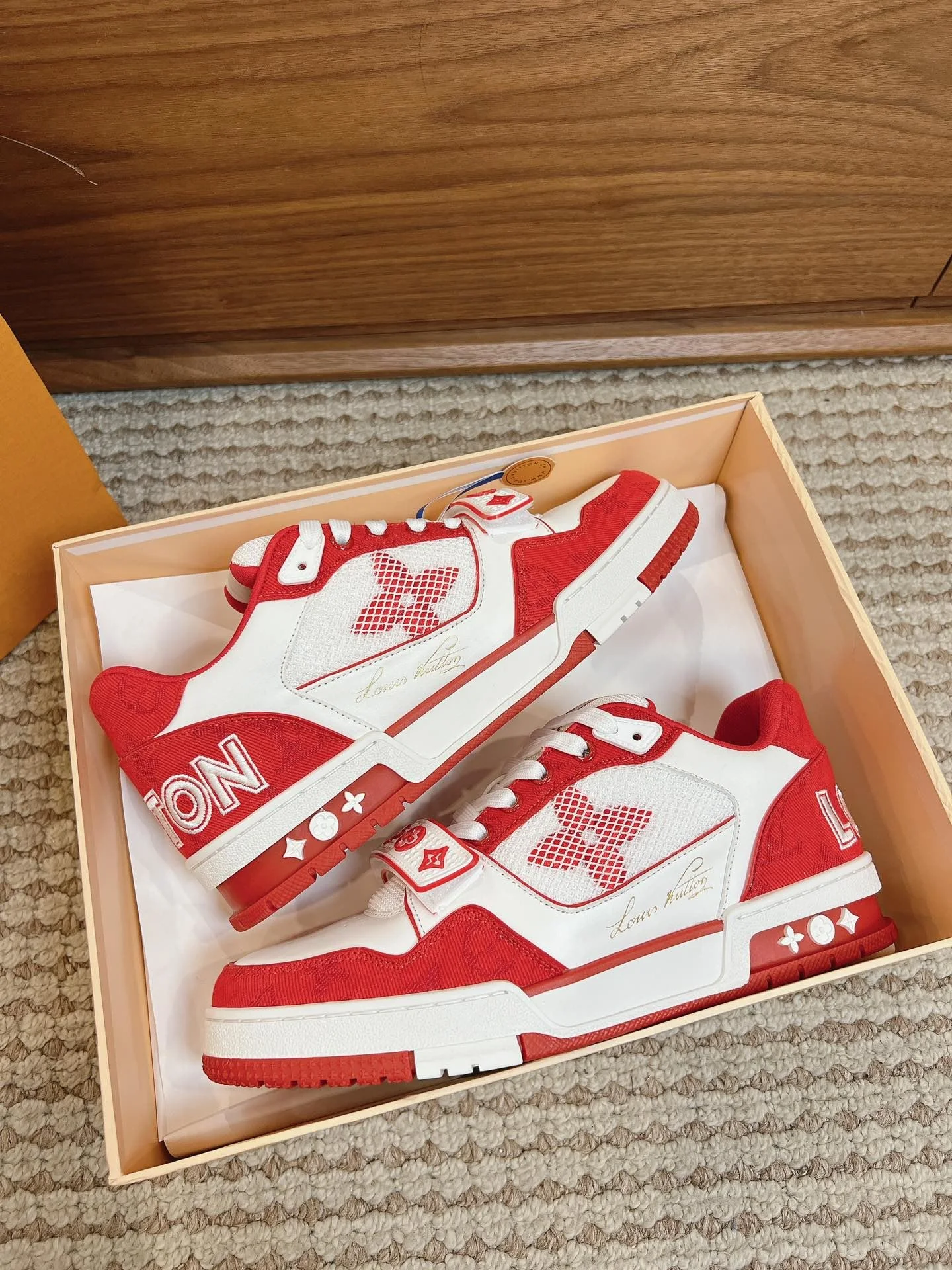 TopPick Louis Vuitton Trainer Sneaker 31389