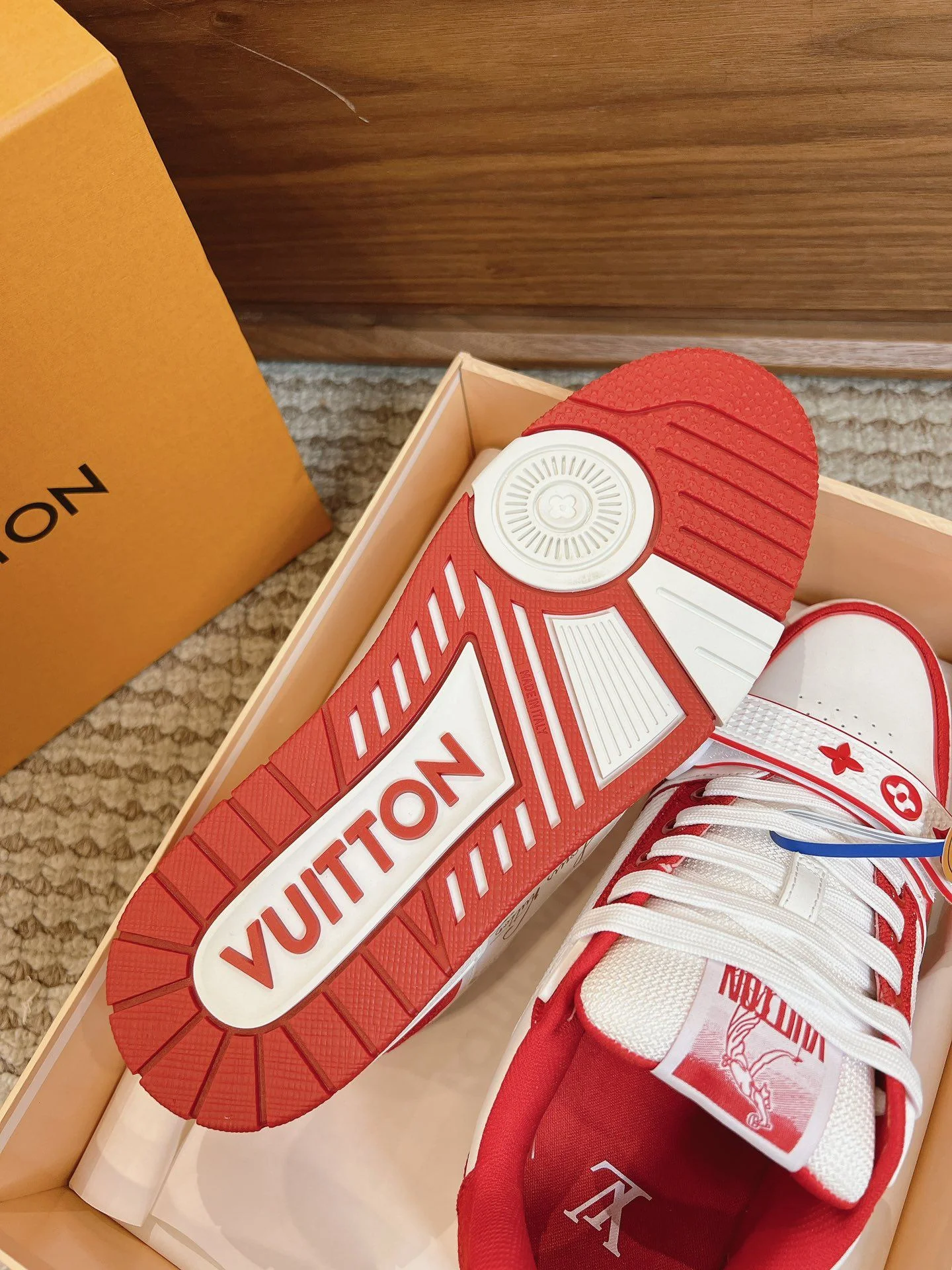 TopPick Louis Vuitton Trainer Sneaker 31389