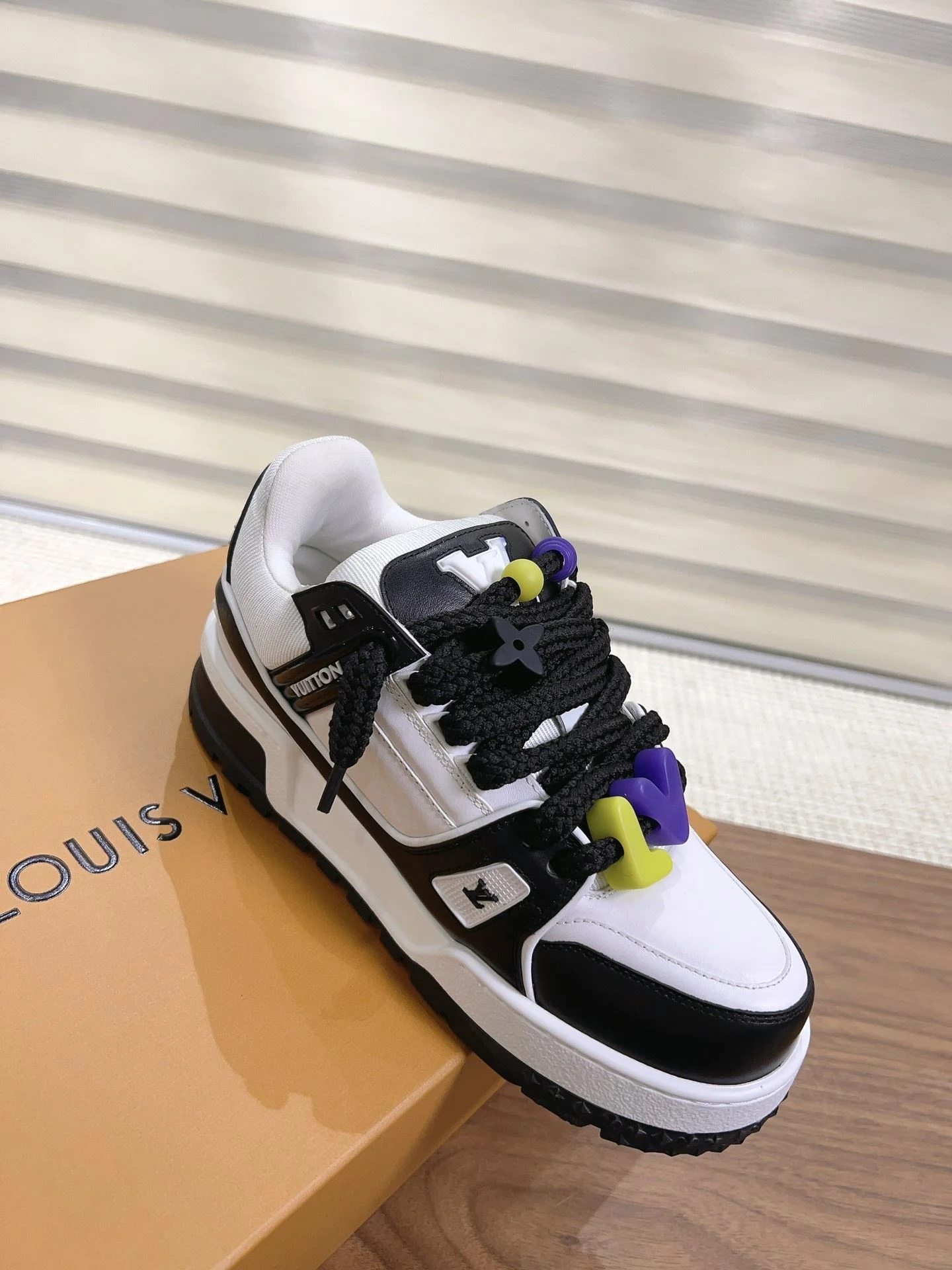EasyCare Louis Vuitton Trainer Sneaker 31380