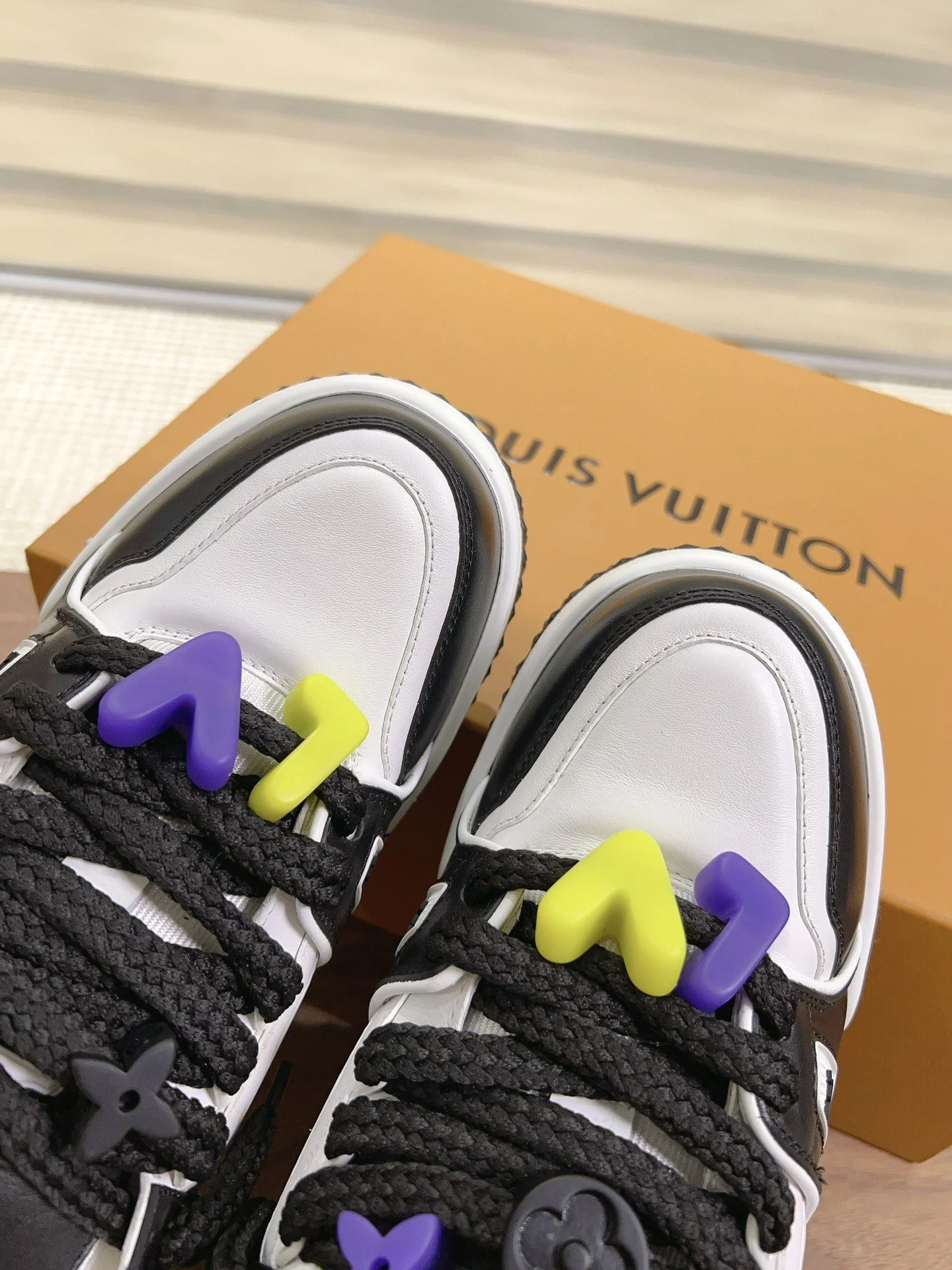EasyCare Louis Vuitton Trainer Sneaker 31380