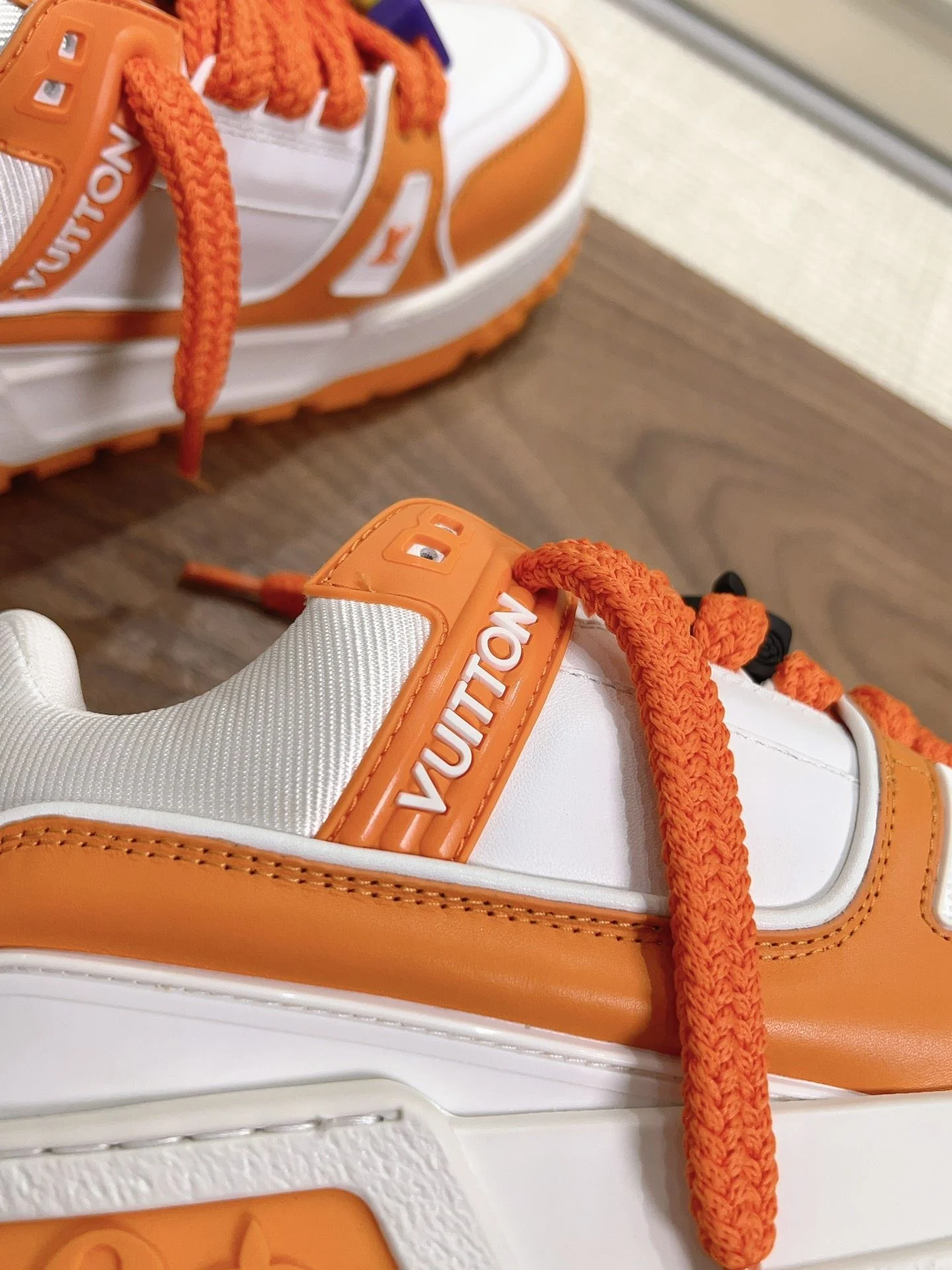 Attractive Louis Vuitton Trainer Sneaker 31368