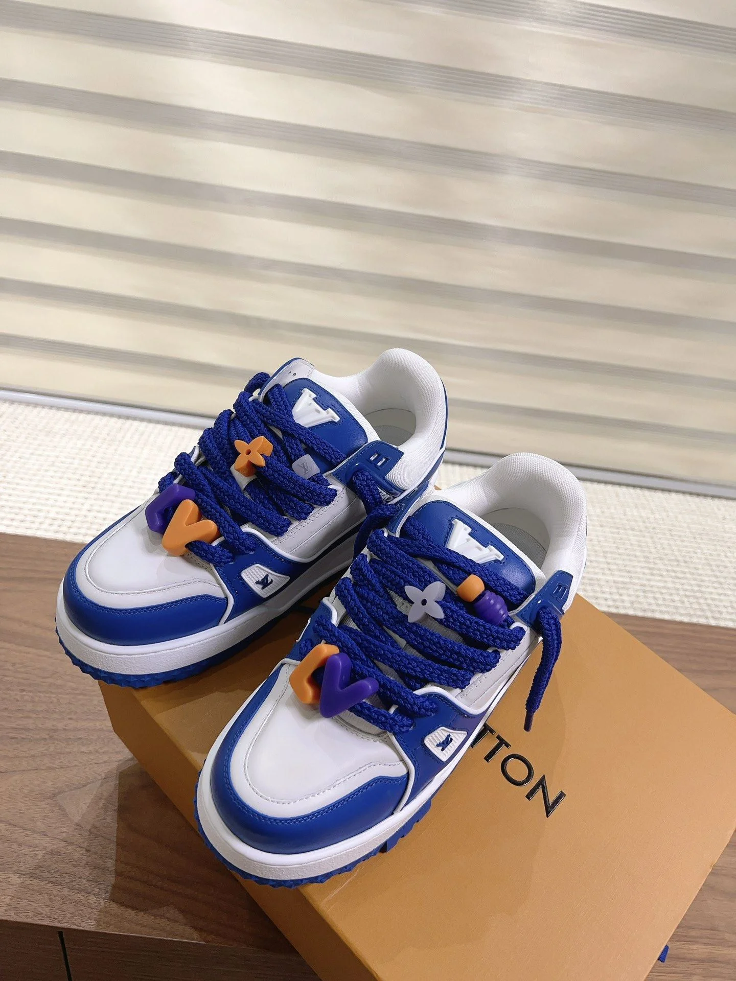 Louis Vuitton Trainer Sneaker Thermal 31370