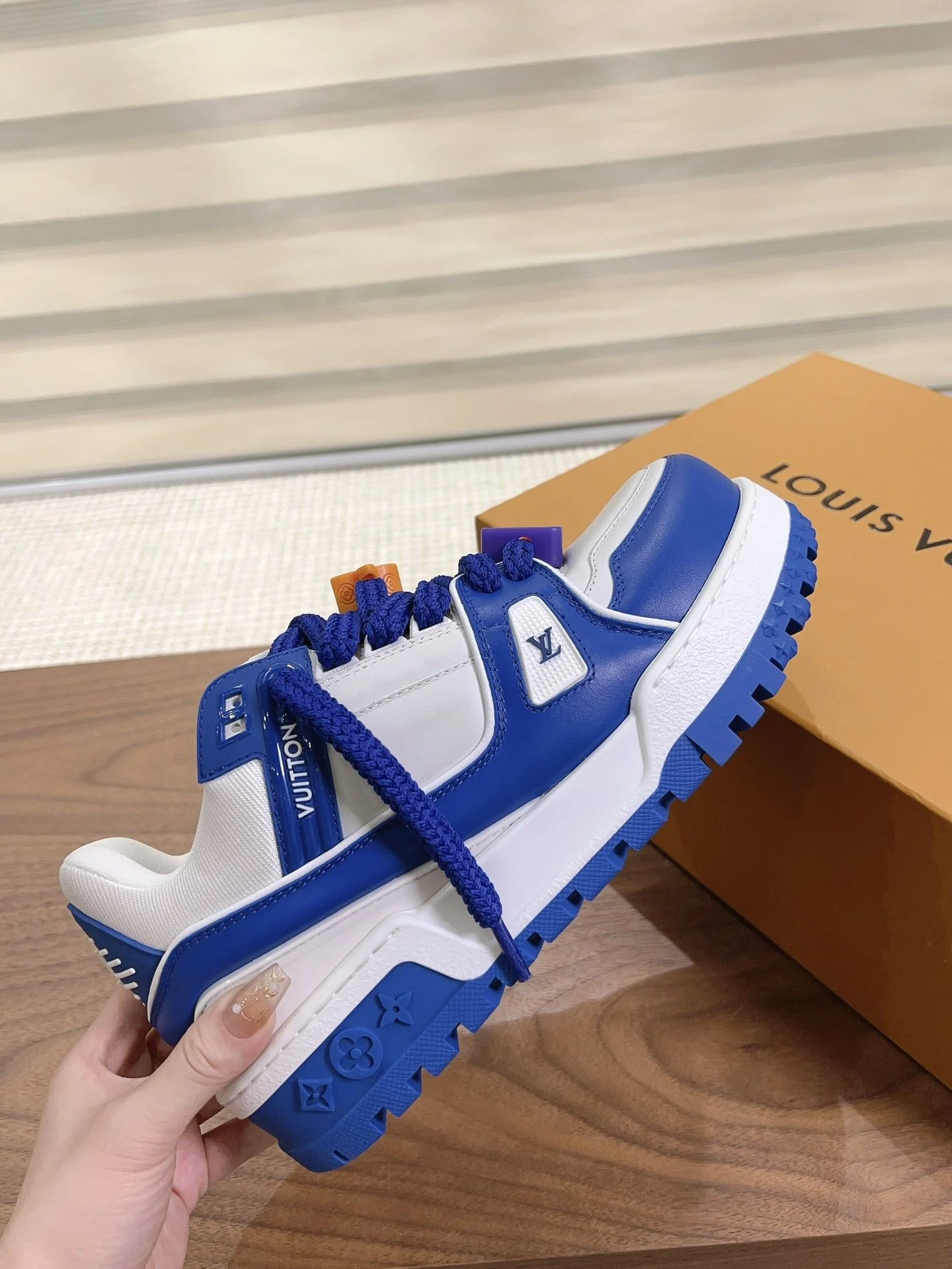 Louis Vuitton Trainer Sneaker Thermal 31370