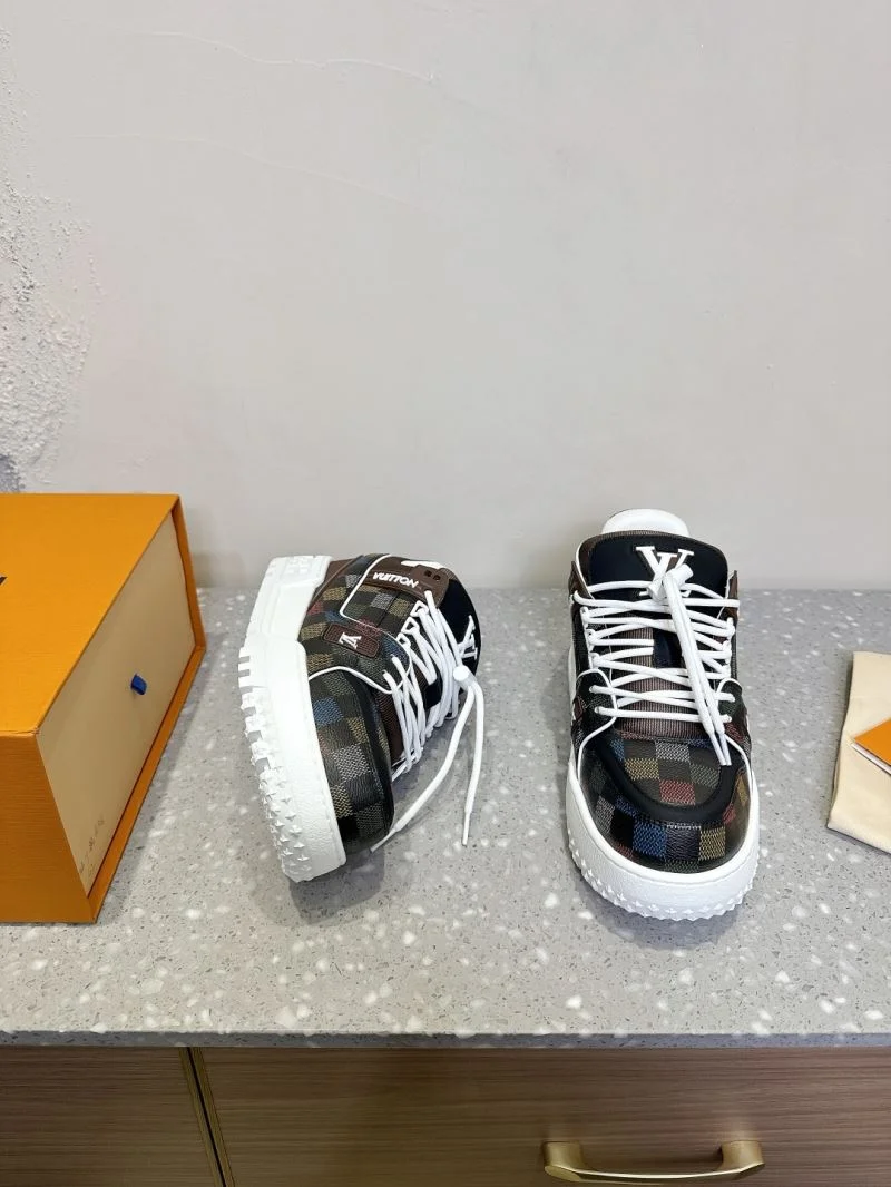WaterResistant Louis Vuitton Trainer Sneaker 31367