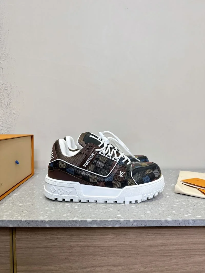 WaterResistant Louis Vuitton Trainer Sneaker 31367