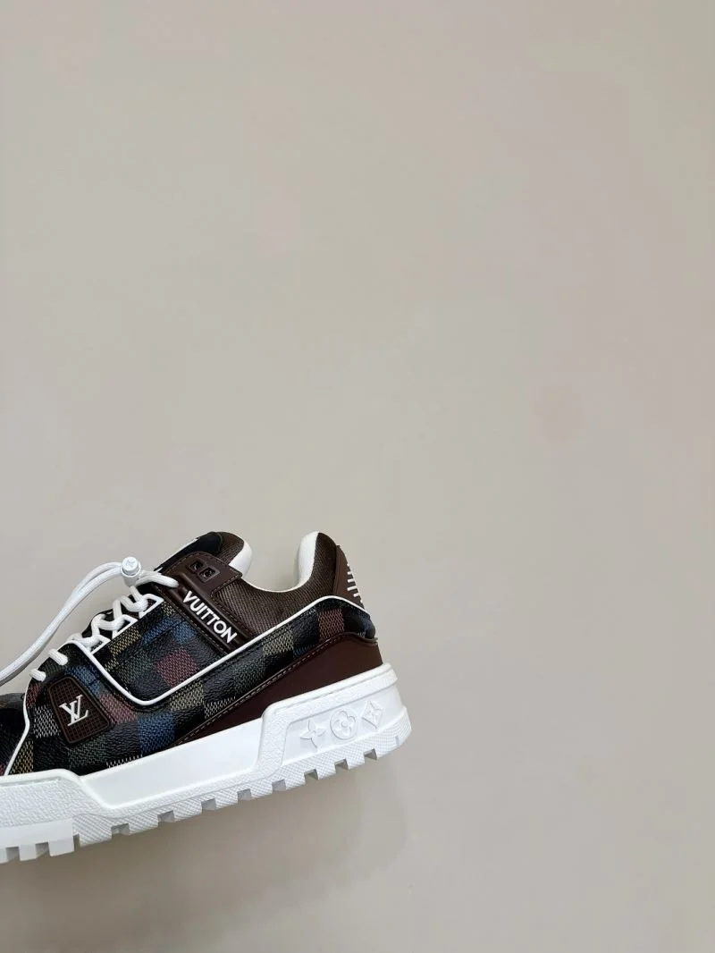 WaterResistant Louis Vuitton Trainer Sneaker 31367