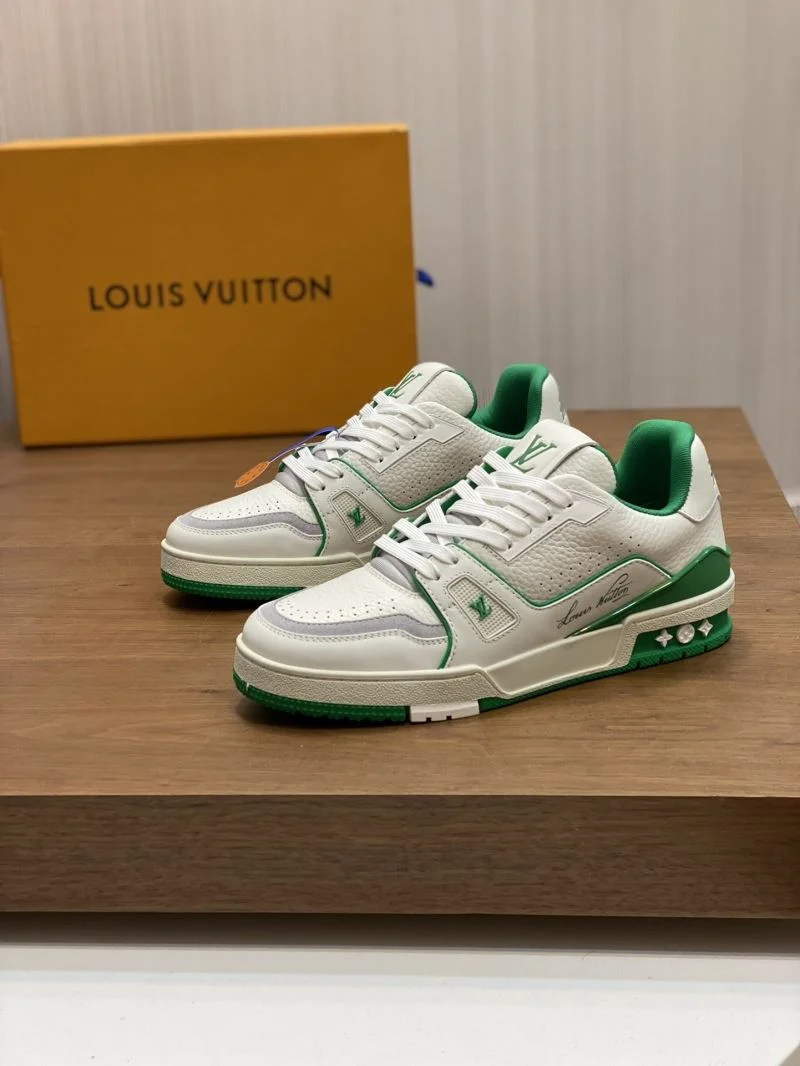 Louis Vuitton Trainer Sneaker Neat 32154