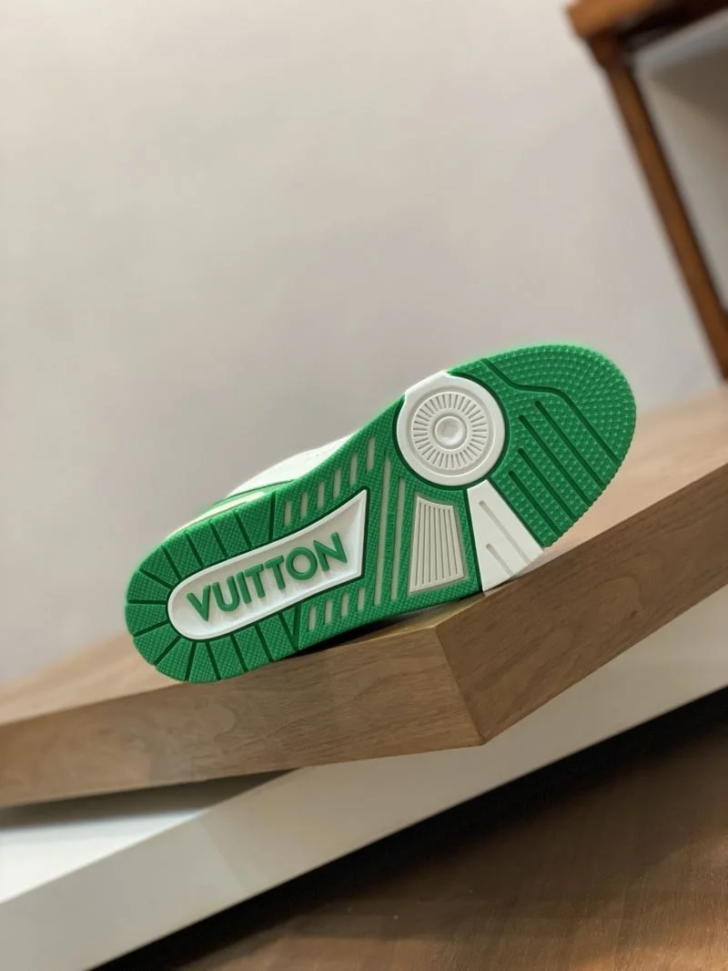 Louis Vuitton Trainer Sneaker Neat 32154