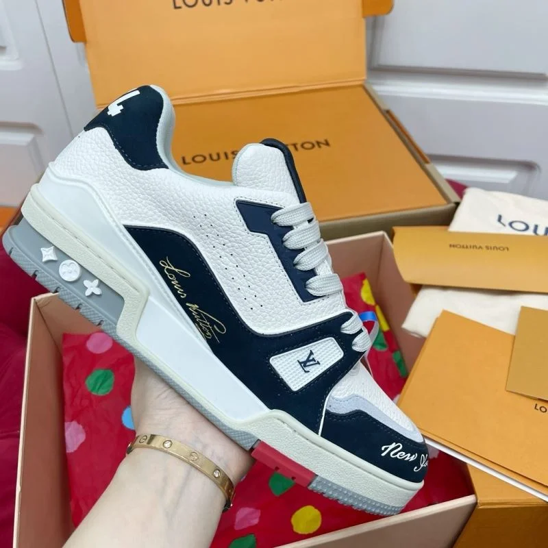 UrbanChic Louis Vuitton Trainer Sneaker 32140