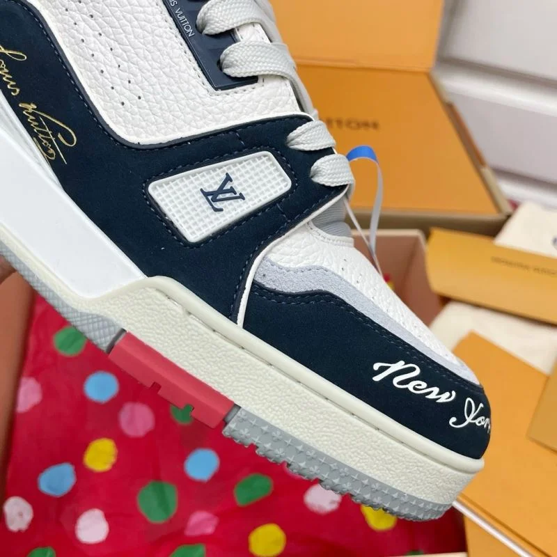 UrbanChic Louis Vuitton Trainer Sneaker 32140