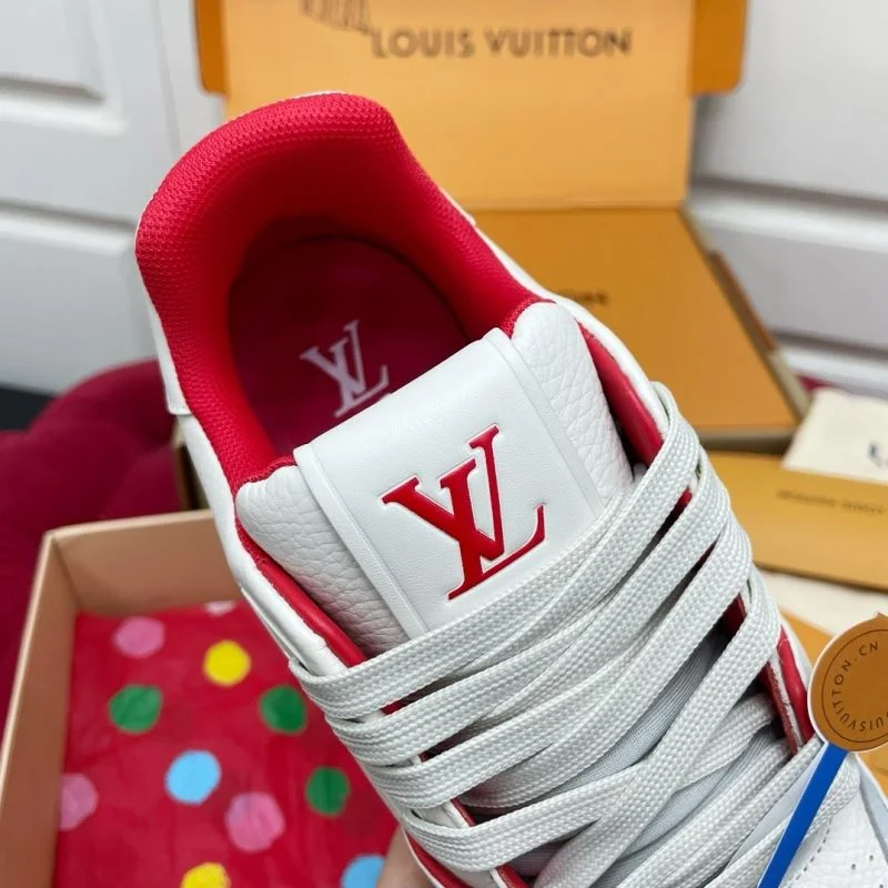NewStyle Louis Vuitton Trainer Sneaker 32150