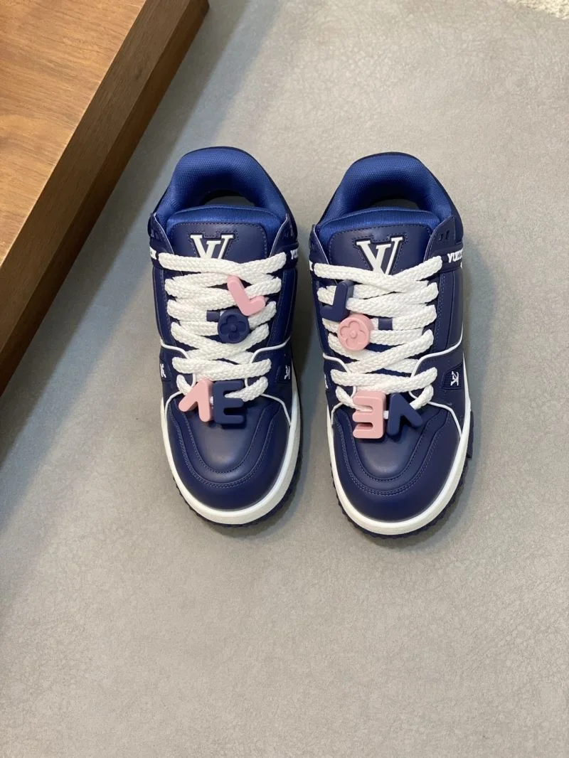 Louis Vuitton Trainer Sneaker Resilient 32135