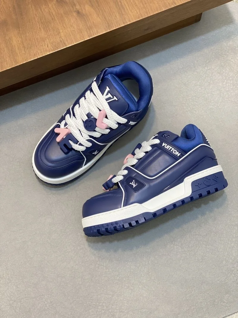 Louis Vuitton Trainer Sneaker Resilient 32135