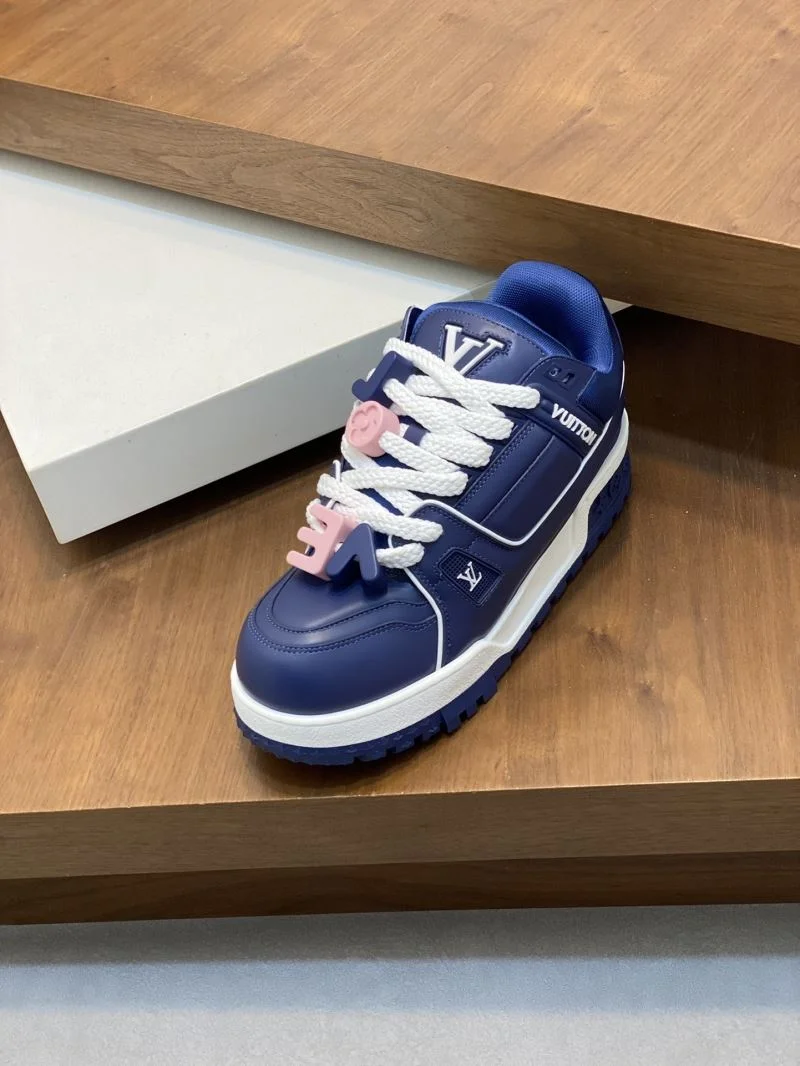 Louis Vuitton Trainer Sneaker Resilient 32135