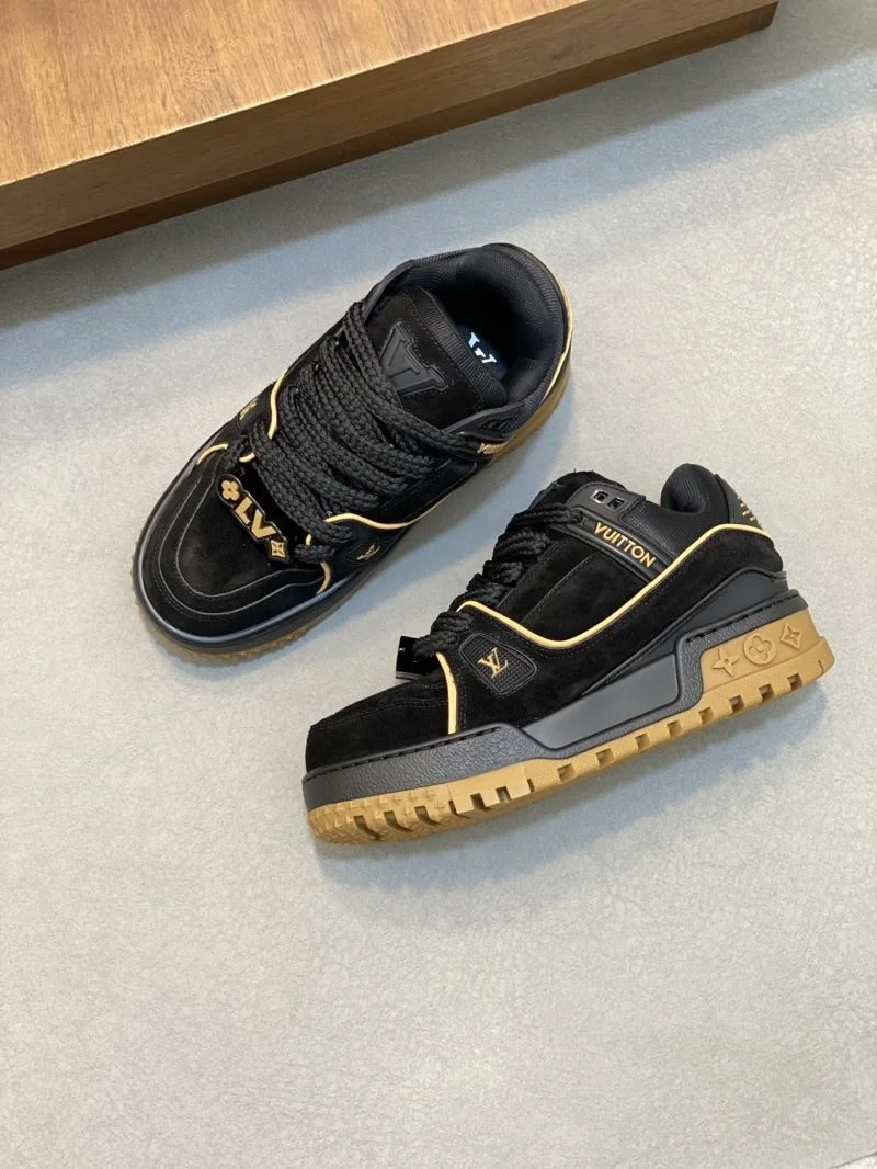 Louis Vuitton Trainer Sneaker EasyCare 32131