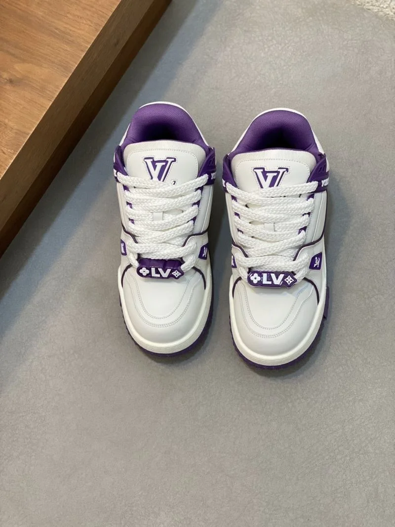 Louis Vuitton Trainer Sneaker Versatile 32130