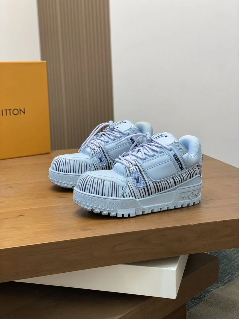 Louis Vuitton Trainer Sneaker Breathable 32128