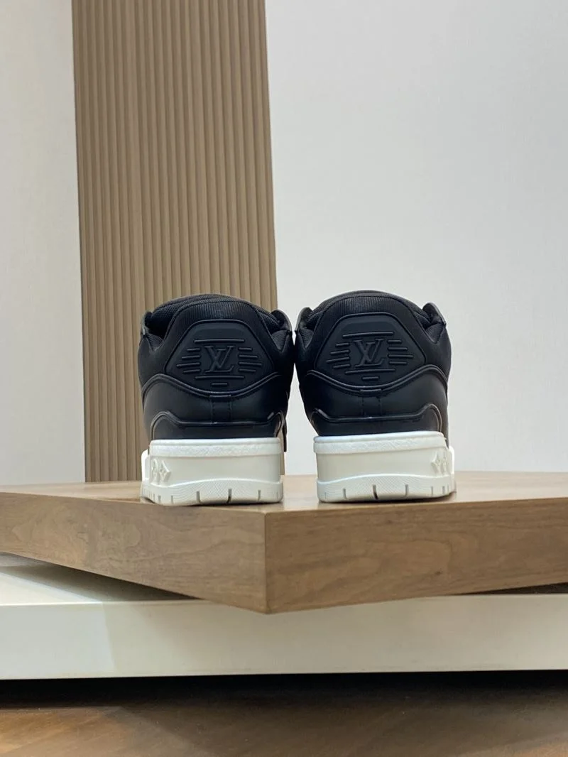 Louis Vuitton Trainer Sneaker Compact 32119