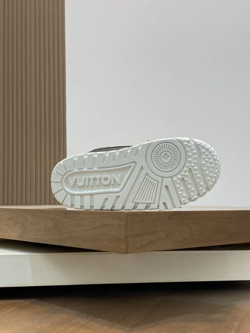 Louis Vuitton Trainer Sneaker Compact 32119