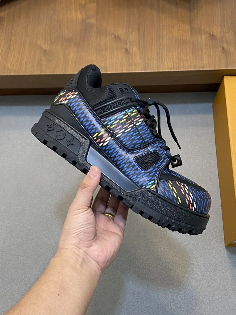 Louis Vuitton Trainer Sneaker Youthful 32106