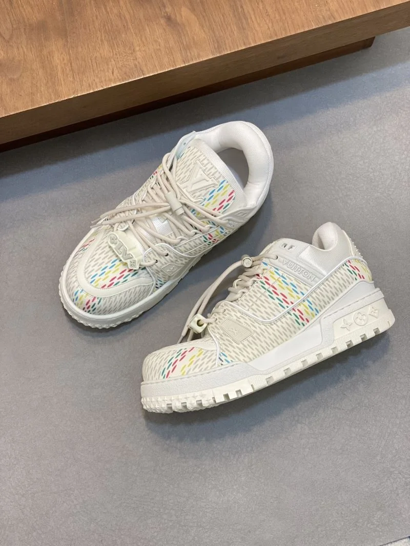 Louis Vuitton Trainer Sneaker Lightweight 32117