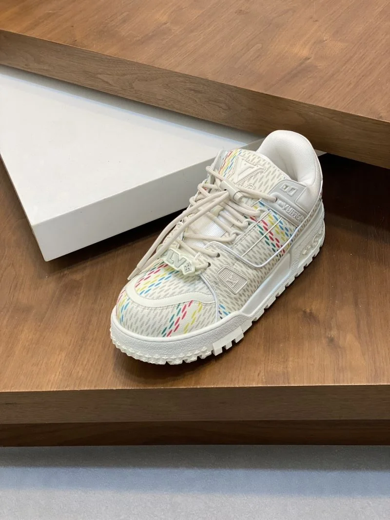 Louis Vuitton Trainer Sneaker Lightweight 32117