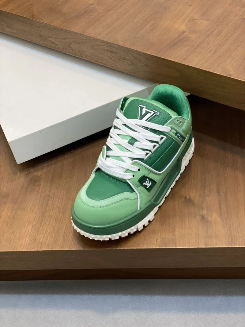 Louis Vuitton Trainer Sneaker WaterResistant 32102