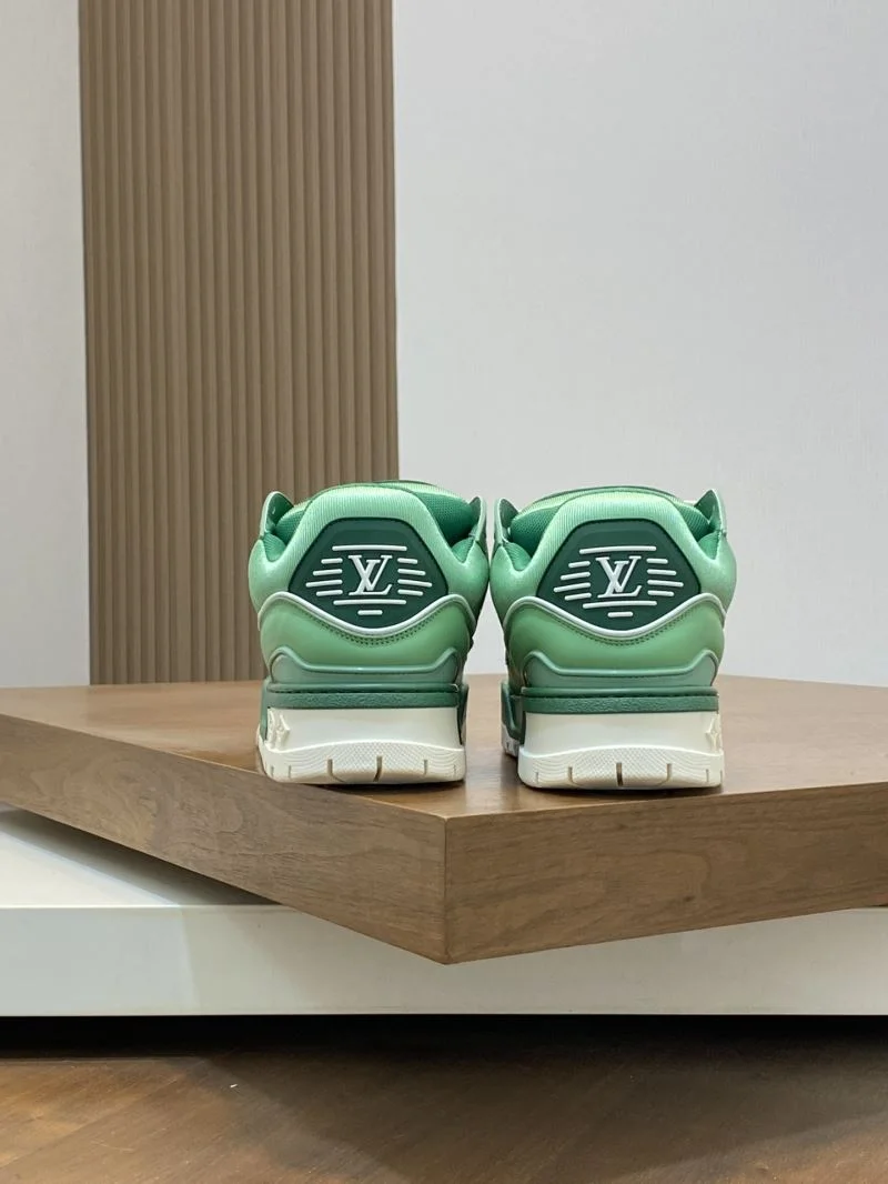 Louis Vuitton Trainer Sneaker WaterResistant 32102